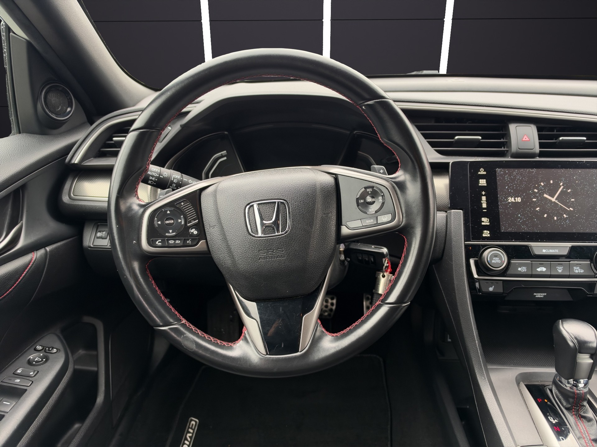 HONDA Civic 1.0 VTEC Elegance CVT-image-9
