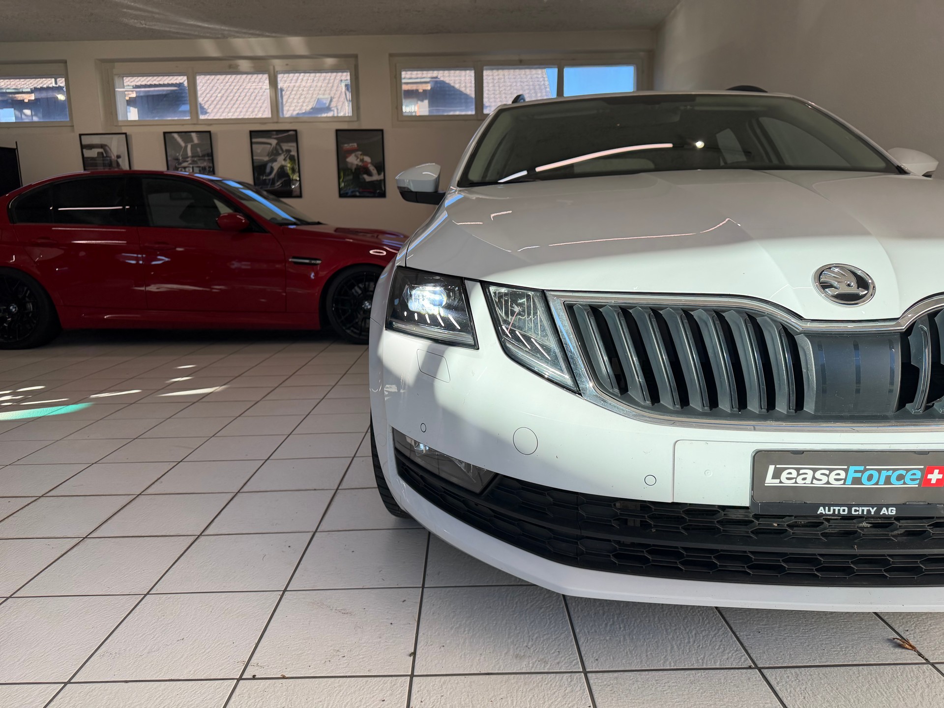 SKODA Octavia Combi 2.0 TDI Ambition DSG-image-7