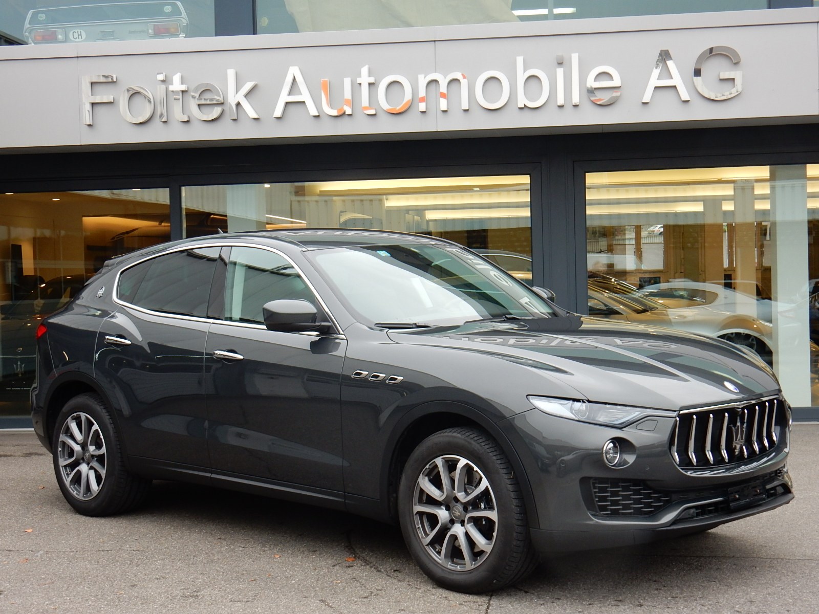 MASERATI Levante S 3.0 V6-image-2