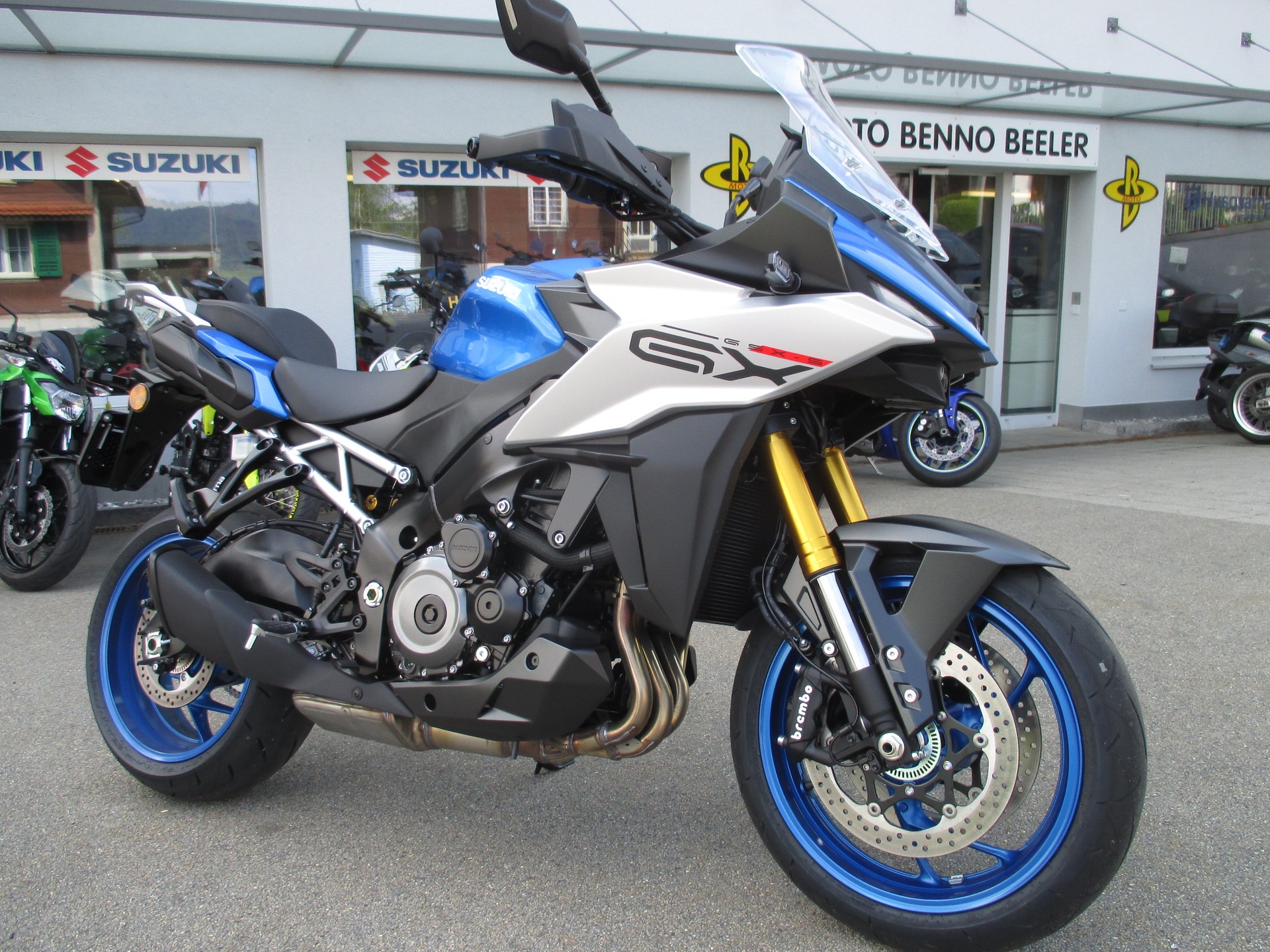SUZUKI GSX-S1000 GX-image-4