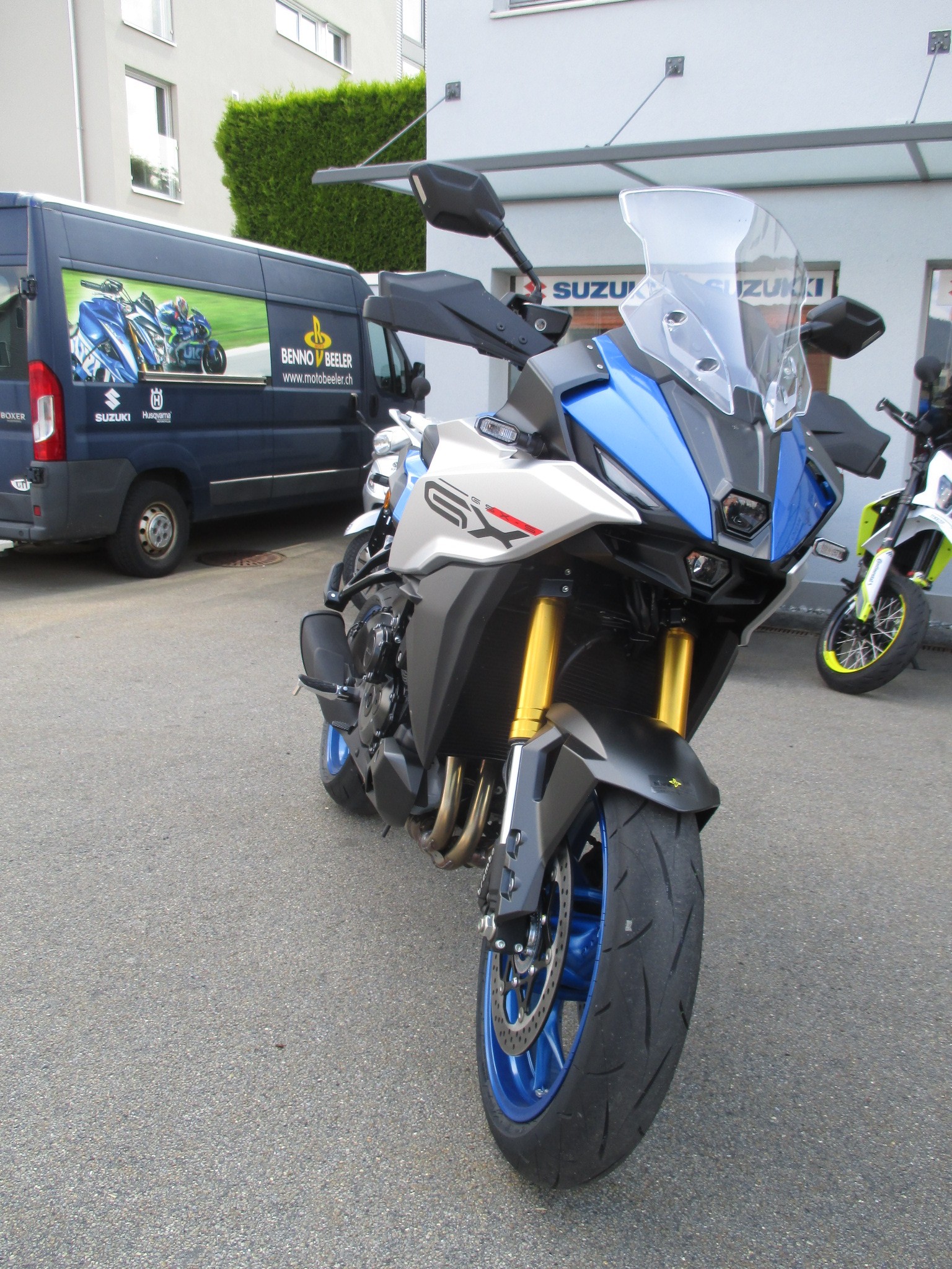 SUZUKI GSX-S1000 GX-image-2
