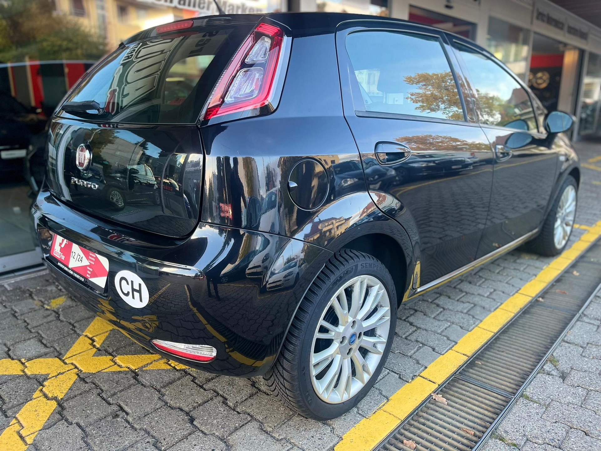 FIAT Punto 1.4 Pop Star-image-3