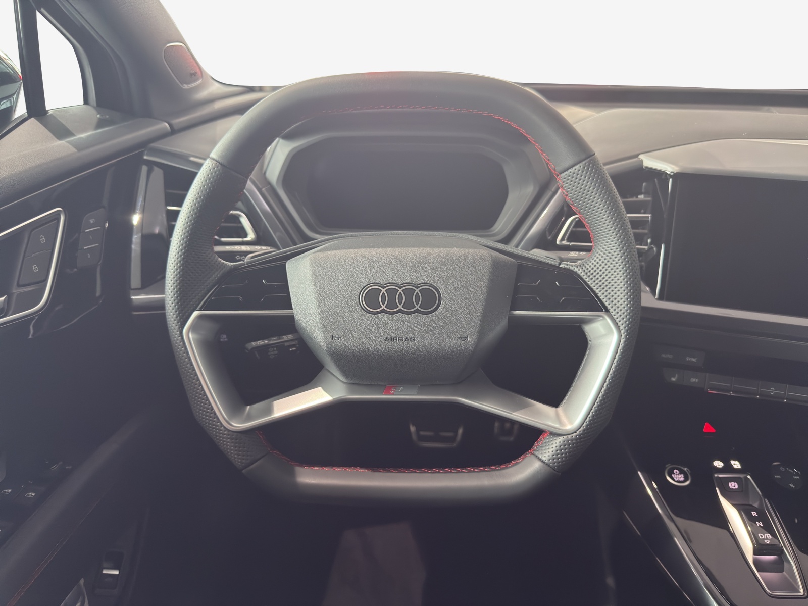 AUDI Q4 Sportback e-tron 45 Edition Swiss Ski quattro-image-8