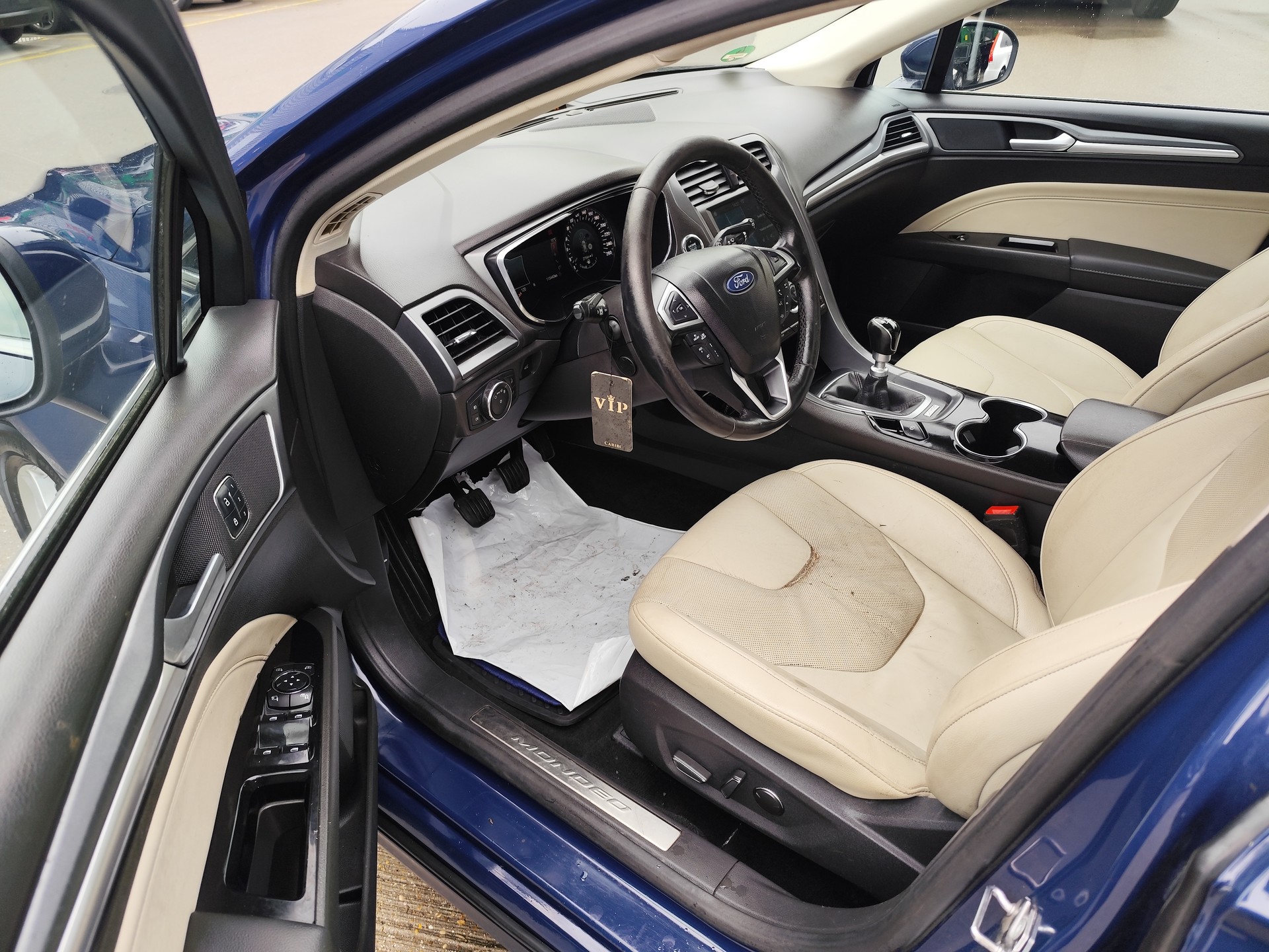 FORD Mondeo 2.0 TDCi Business Plus-image-8