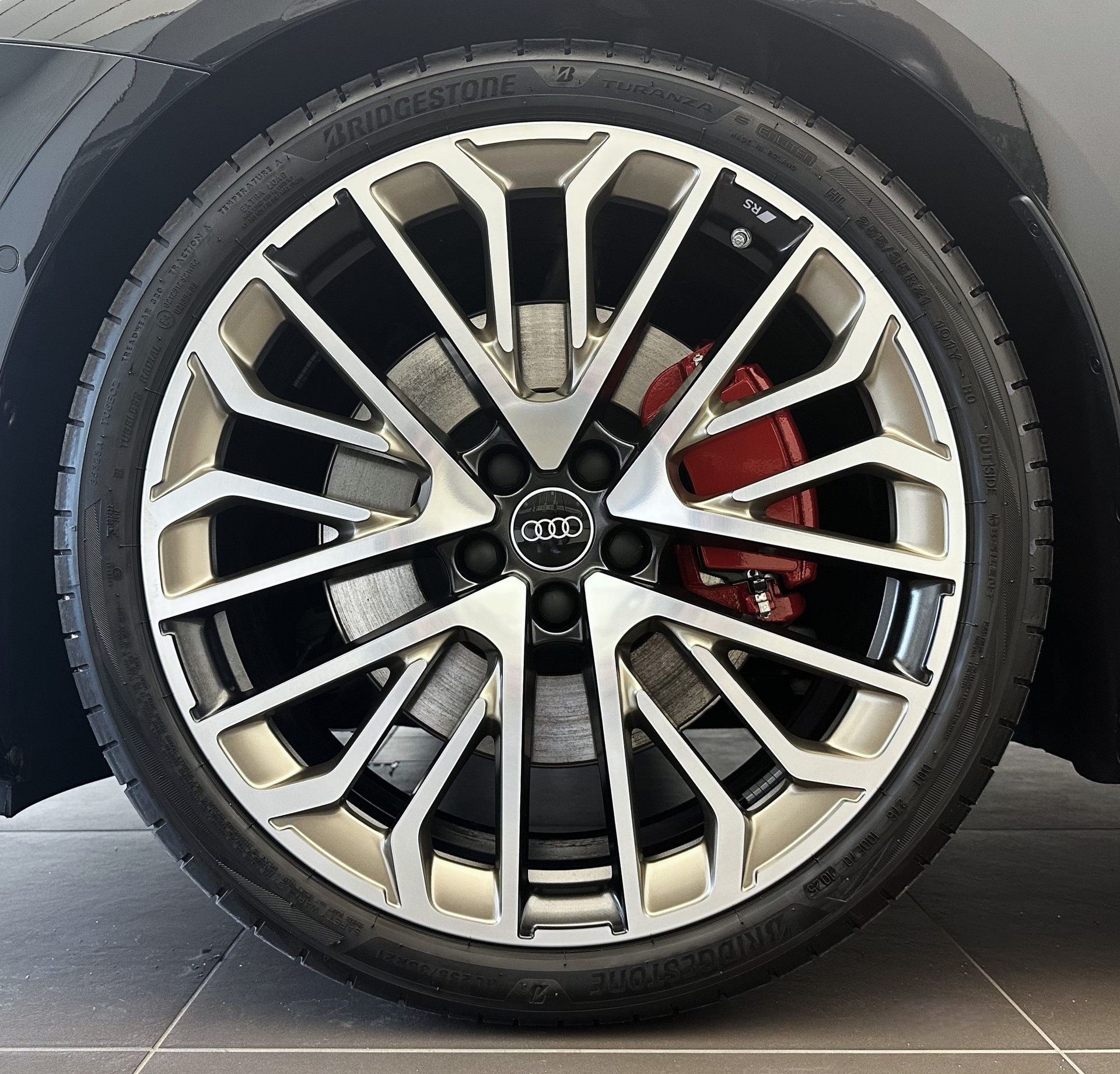 AUDI A6 Avant TFSI quattro 270 kW S tronic-image-2