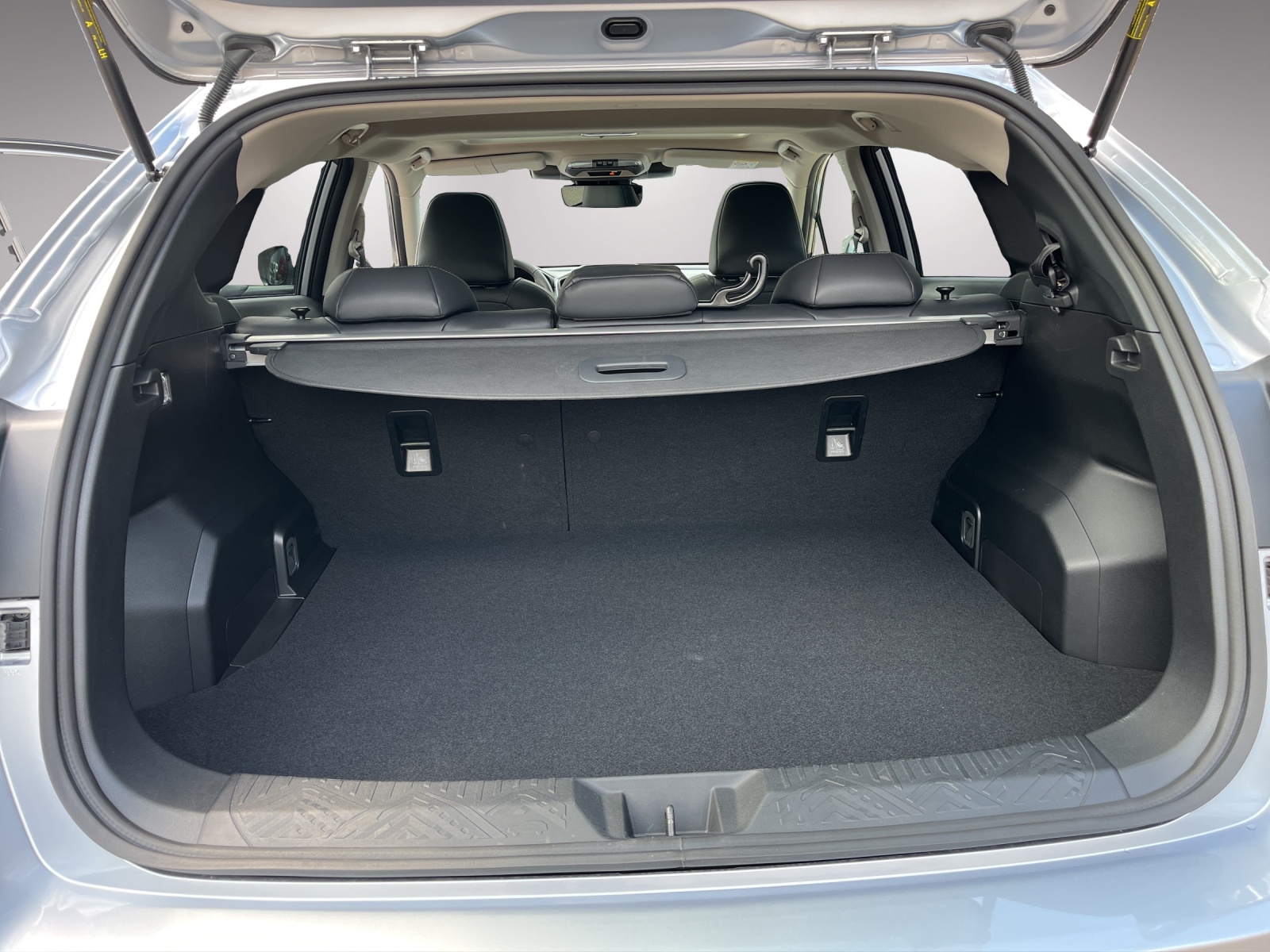 SUBARU Impreza 2.0i e-Boxer Luxury-image-14