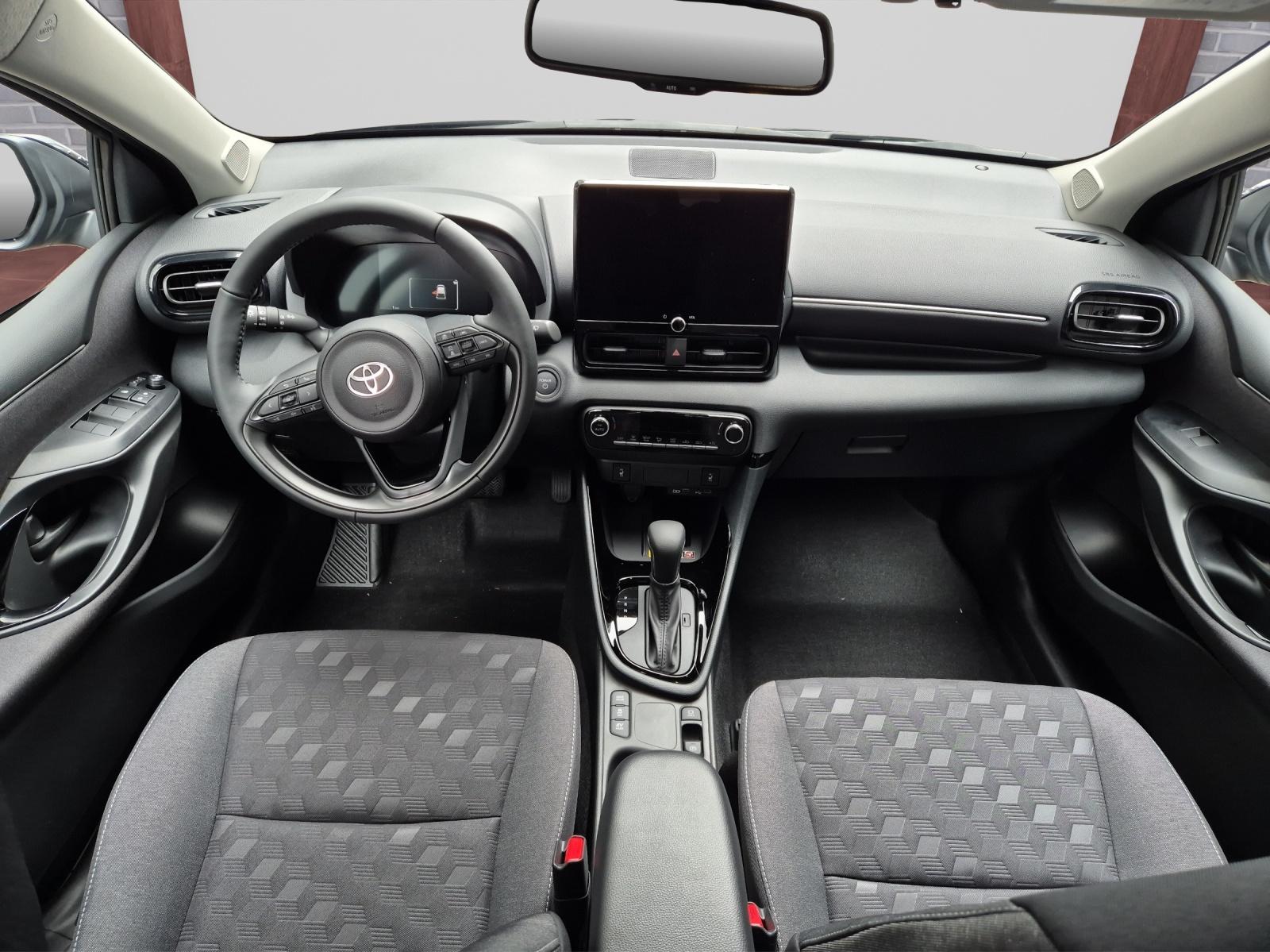 TOYOTA Yaris 1.5 VVT-i HSD Trend-image-8