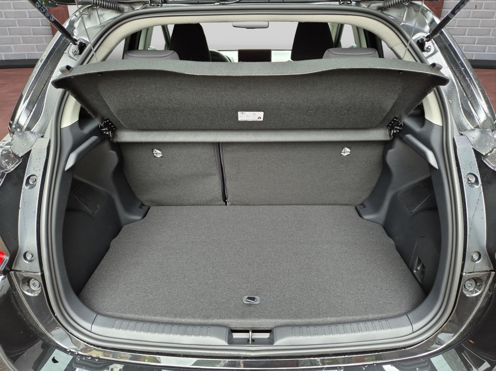 TOYOTA Yaris 1.5 VVT-i HSD Trend-image-10