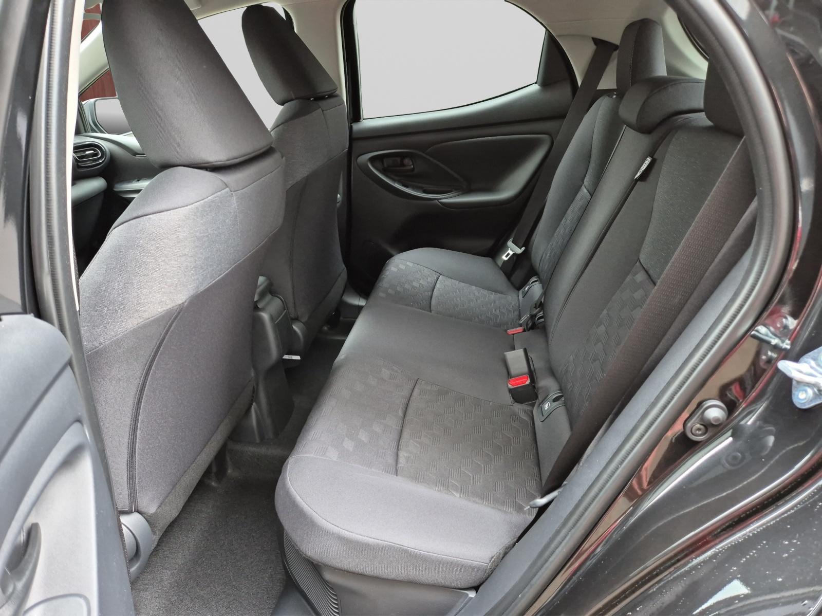 TOYOTA Yaris 1.5 VVT-i HSD Trend-image-9