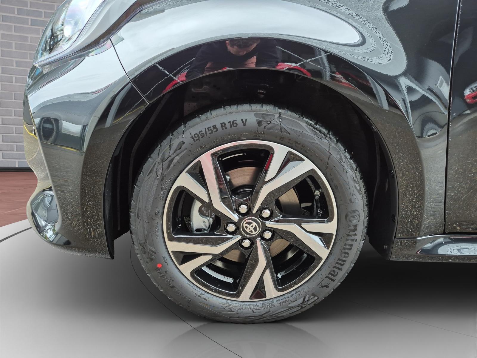 TOYOTA Yaris 1.5 VVT-i HSD Trend-image-6