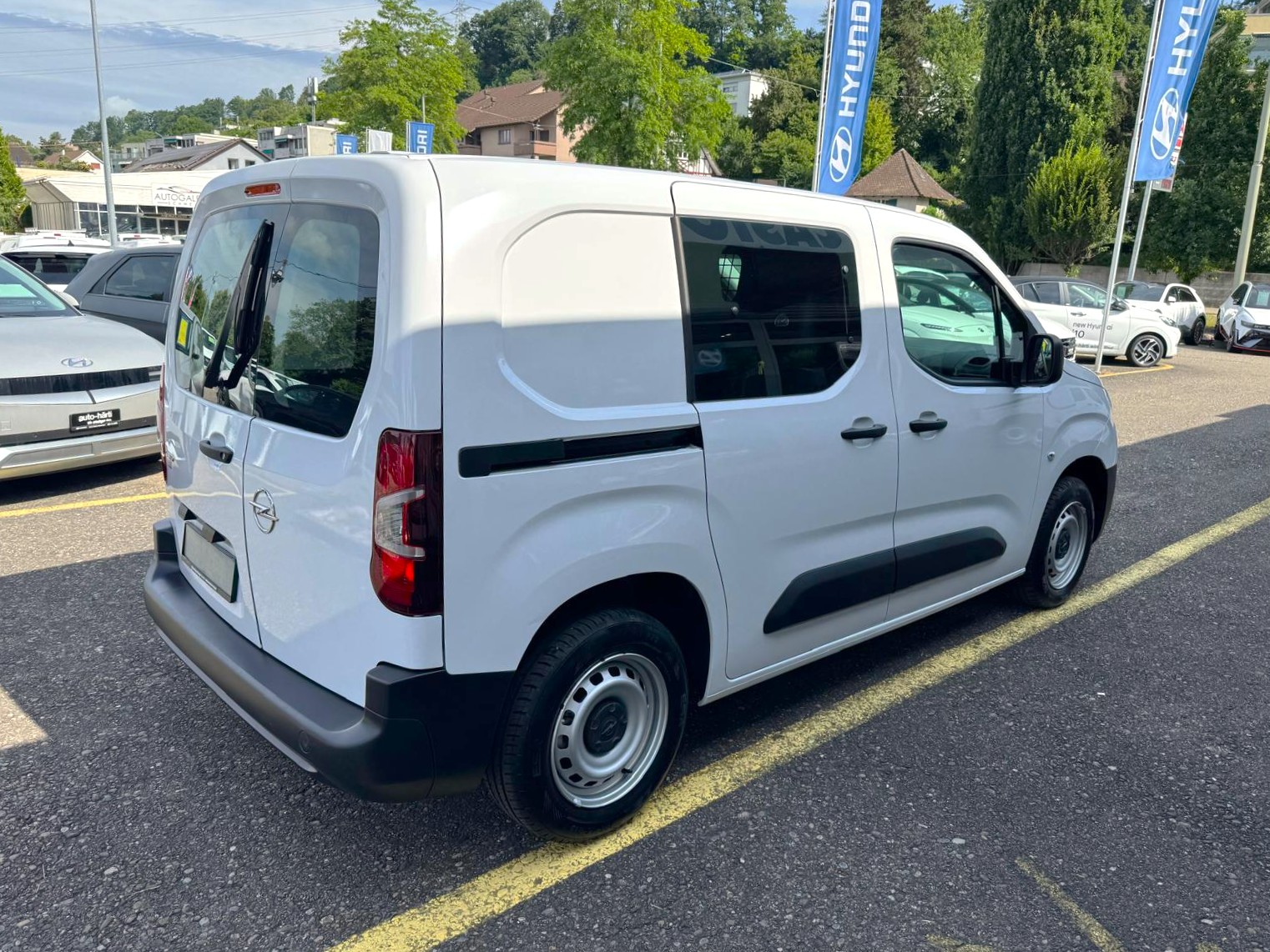 OPEL Combo 1.2 Cargo Blitz-image-4