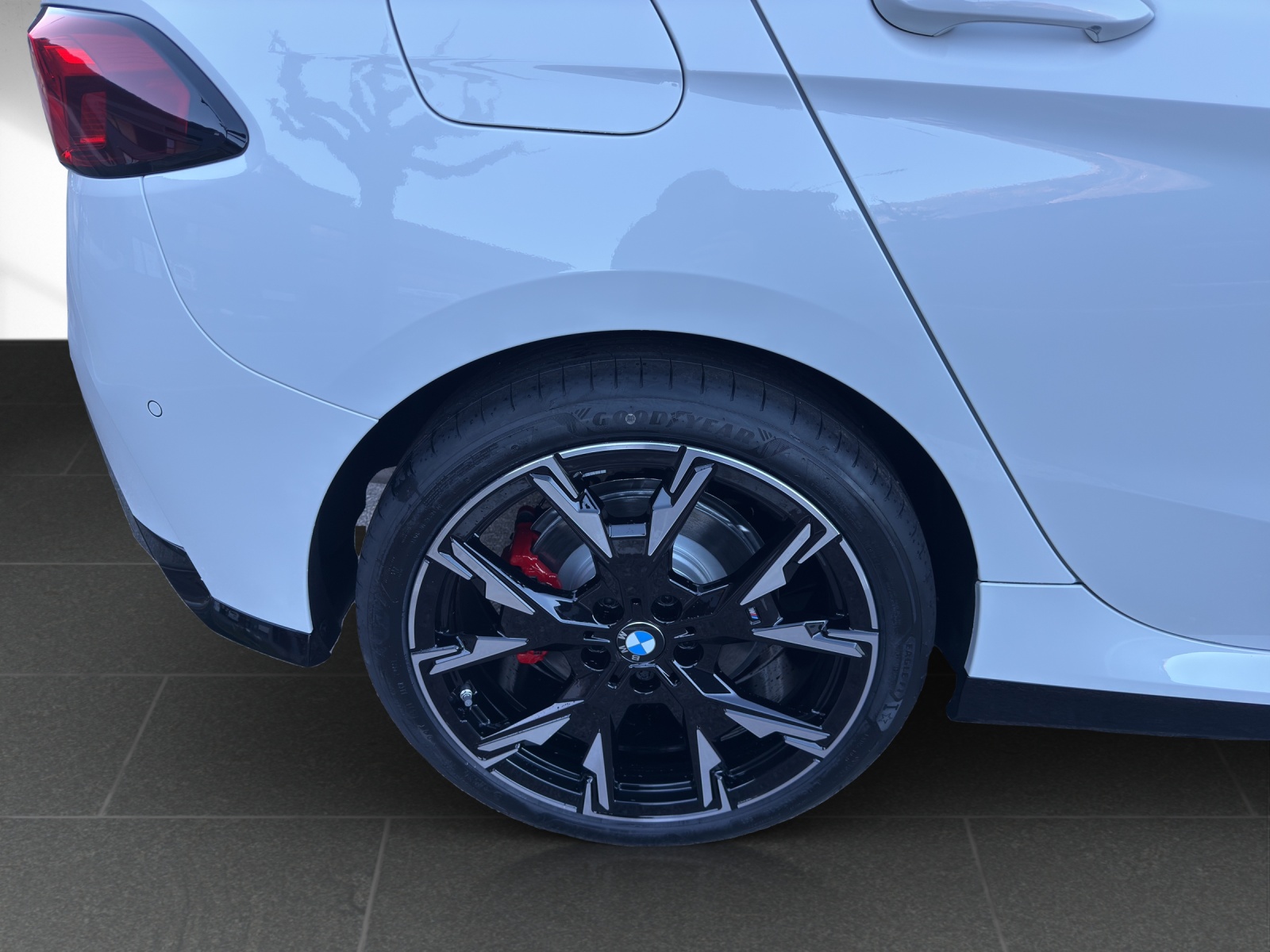 BMW 120 M Sport Pro Steptronic-image-9