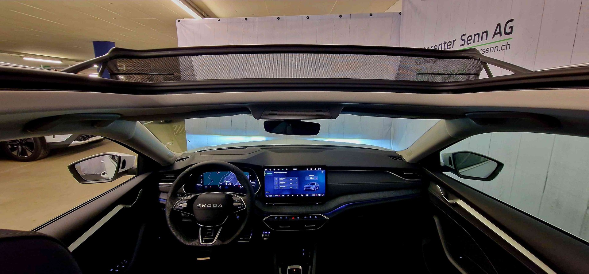 SKODA Octavia Combi 2.0 TSI DSG Selection 4x4-image-15