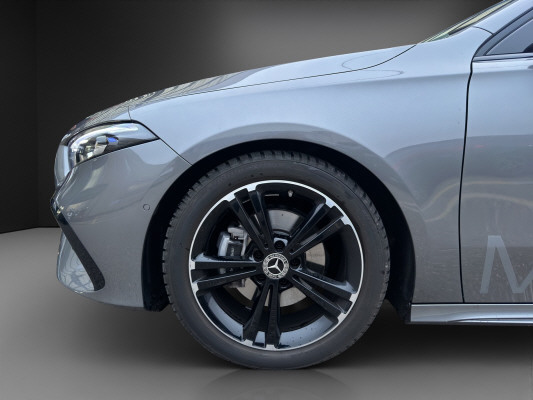 MERCEDES-BENZ A 200 7G-DCT-image-4