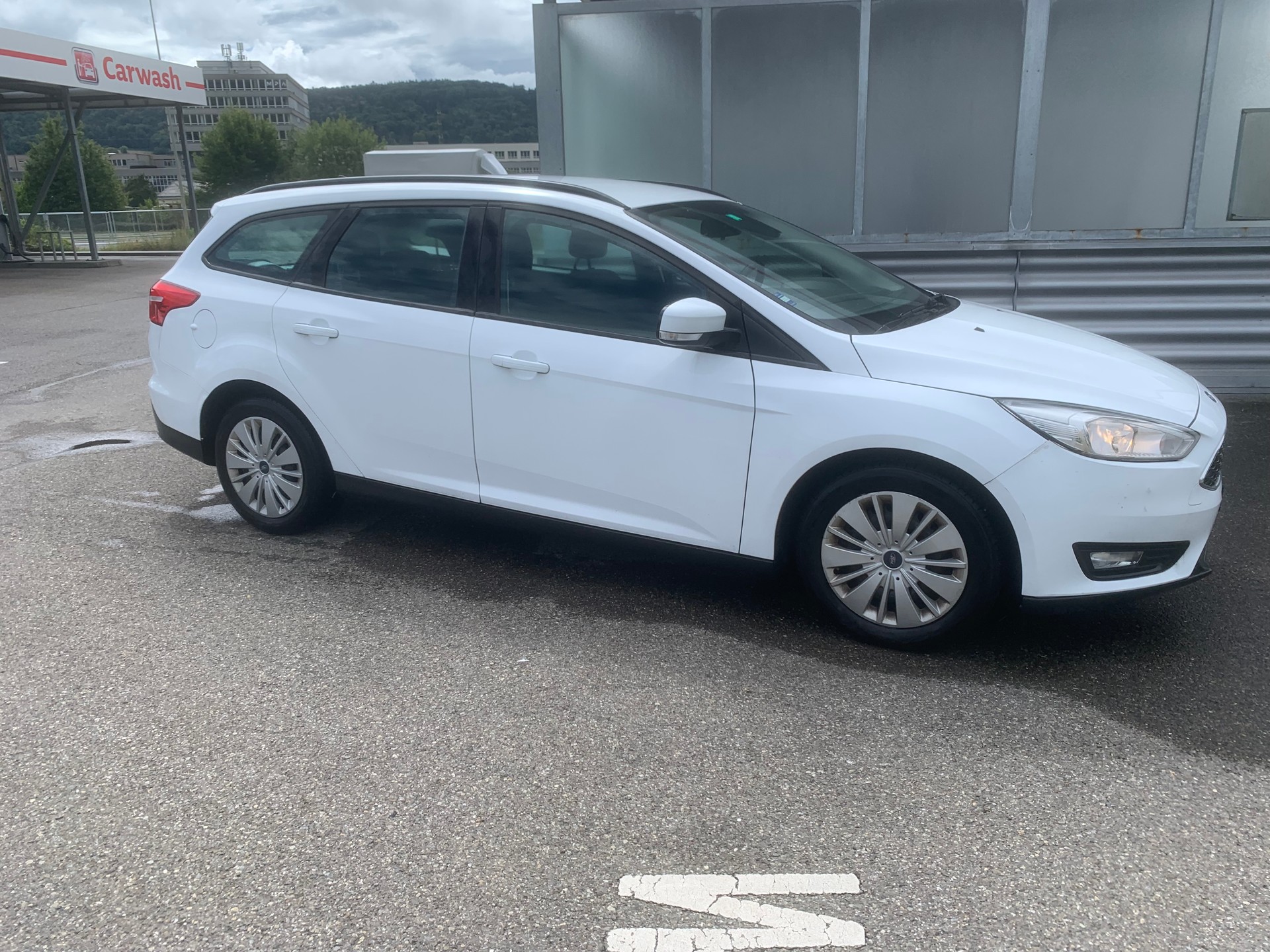 FORD Focus 1.0 SCTi Business-image-3