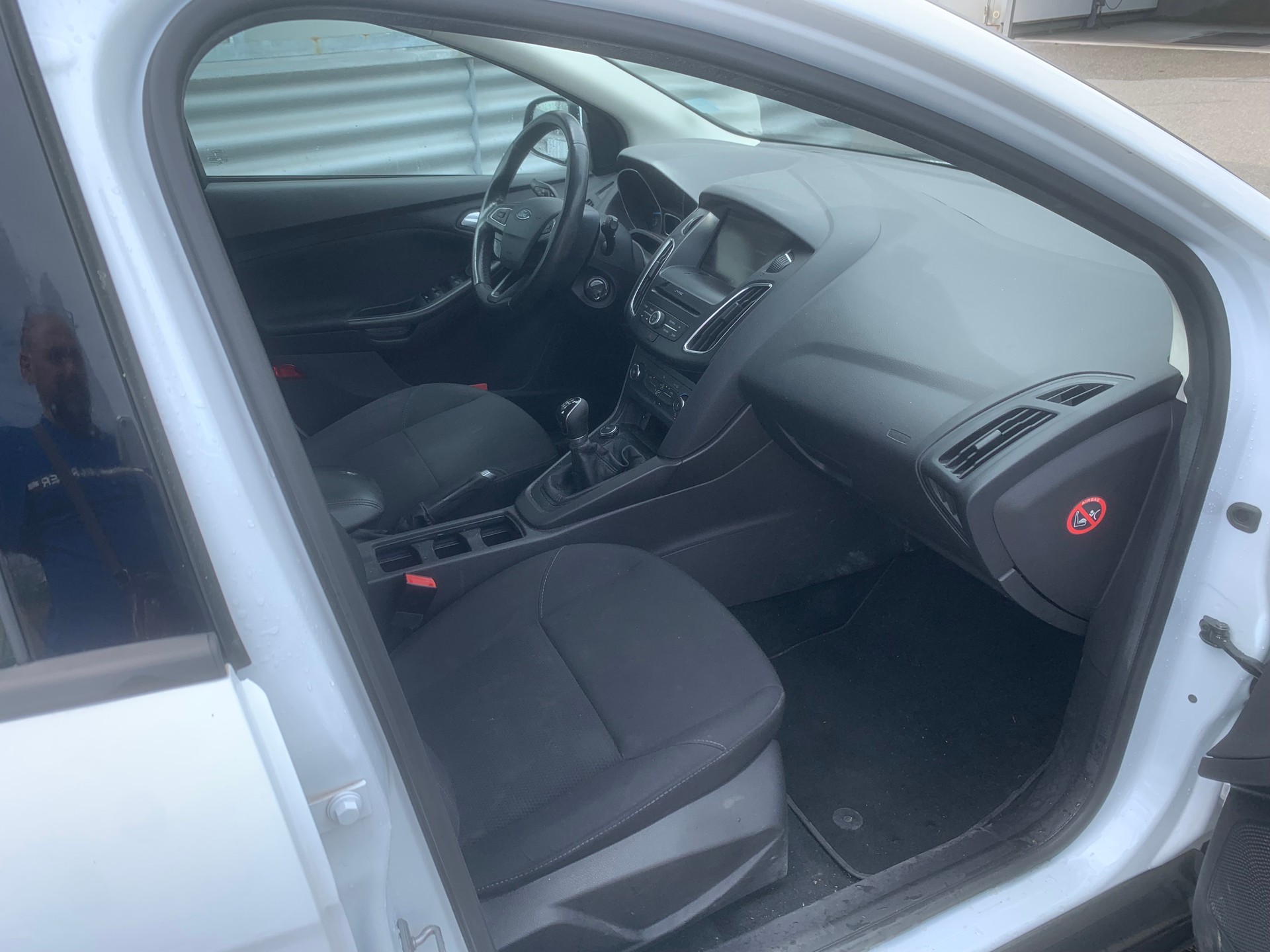 FORD Focus 1.0 SCTi Business-image-14