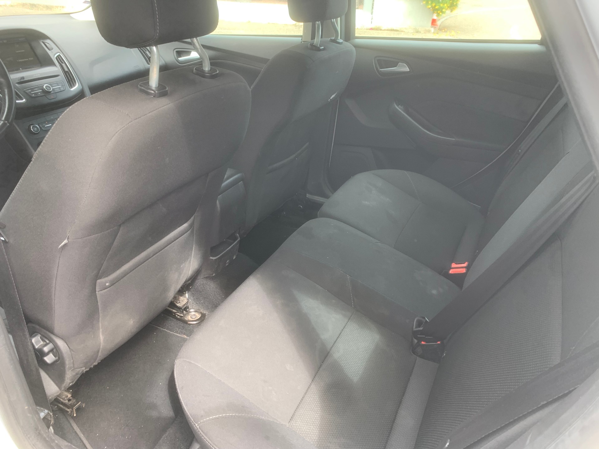 FORD Focus 1.0 SCTi Business-image-11