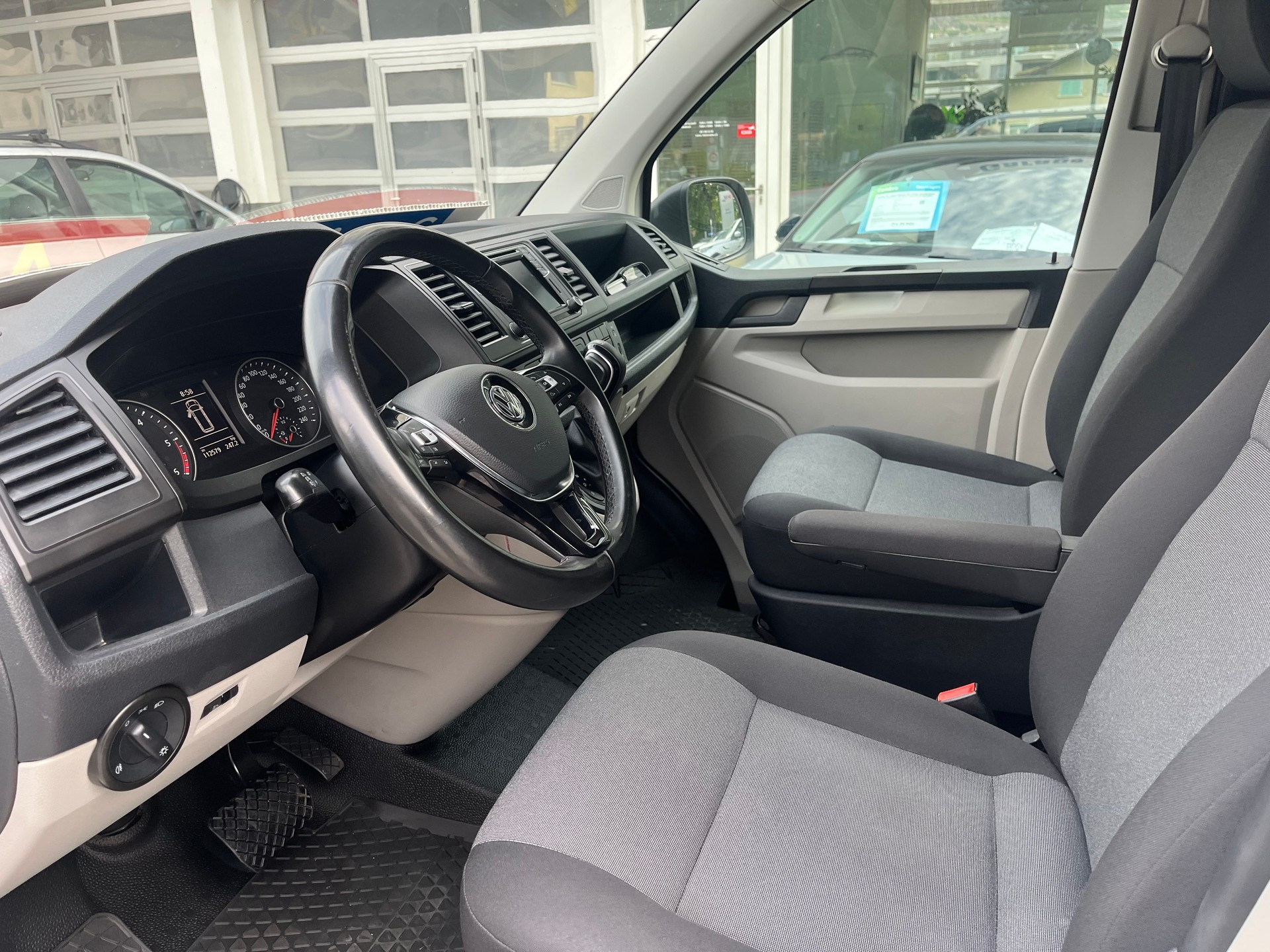 VW T6 2.0 TDI 4Motion DSG-image-11