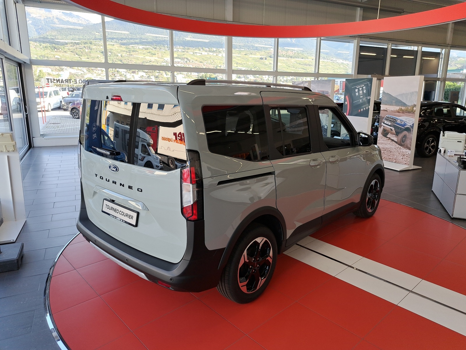 FORD Tourneo Courier 1.0 EcoBoost Active-image-2