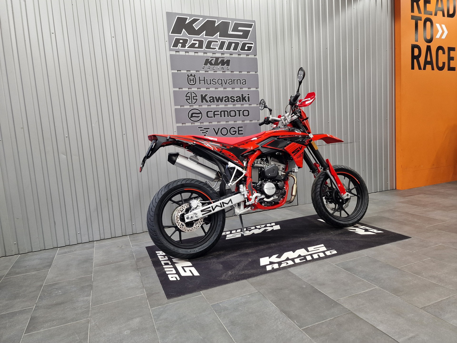 SWM SM 125 R-showroom-element-2