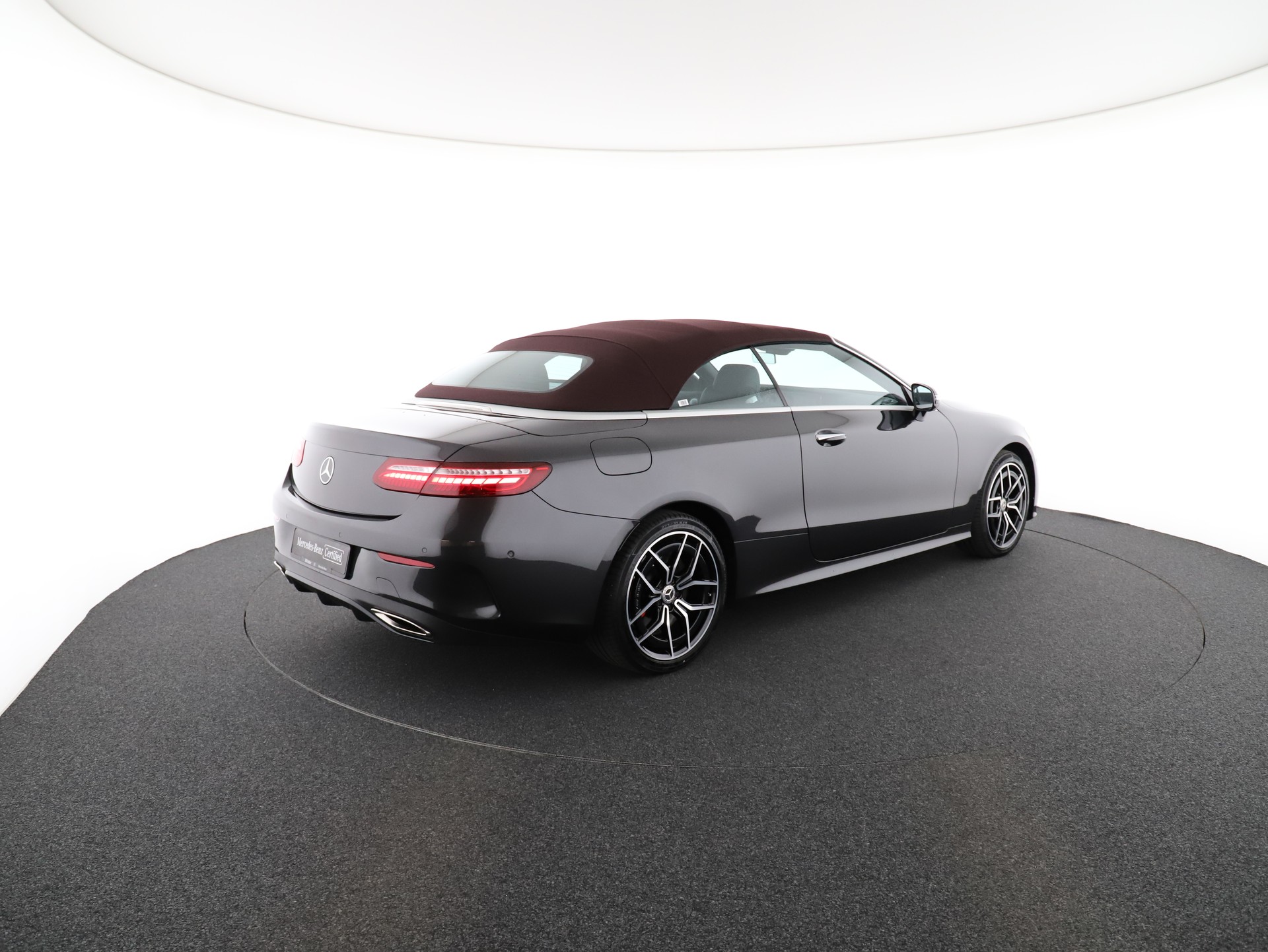 MERCEDES-BENZ E 450 Cab. 4M AMG Line-image-9