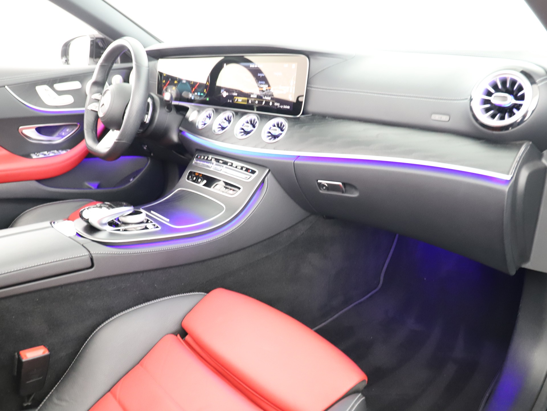 MERCEDES-BENZ E 450 Cab. 4M AMG Line-image-13