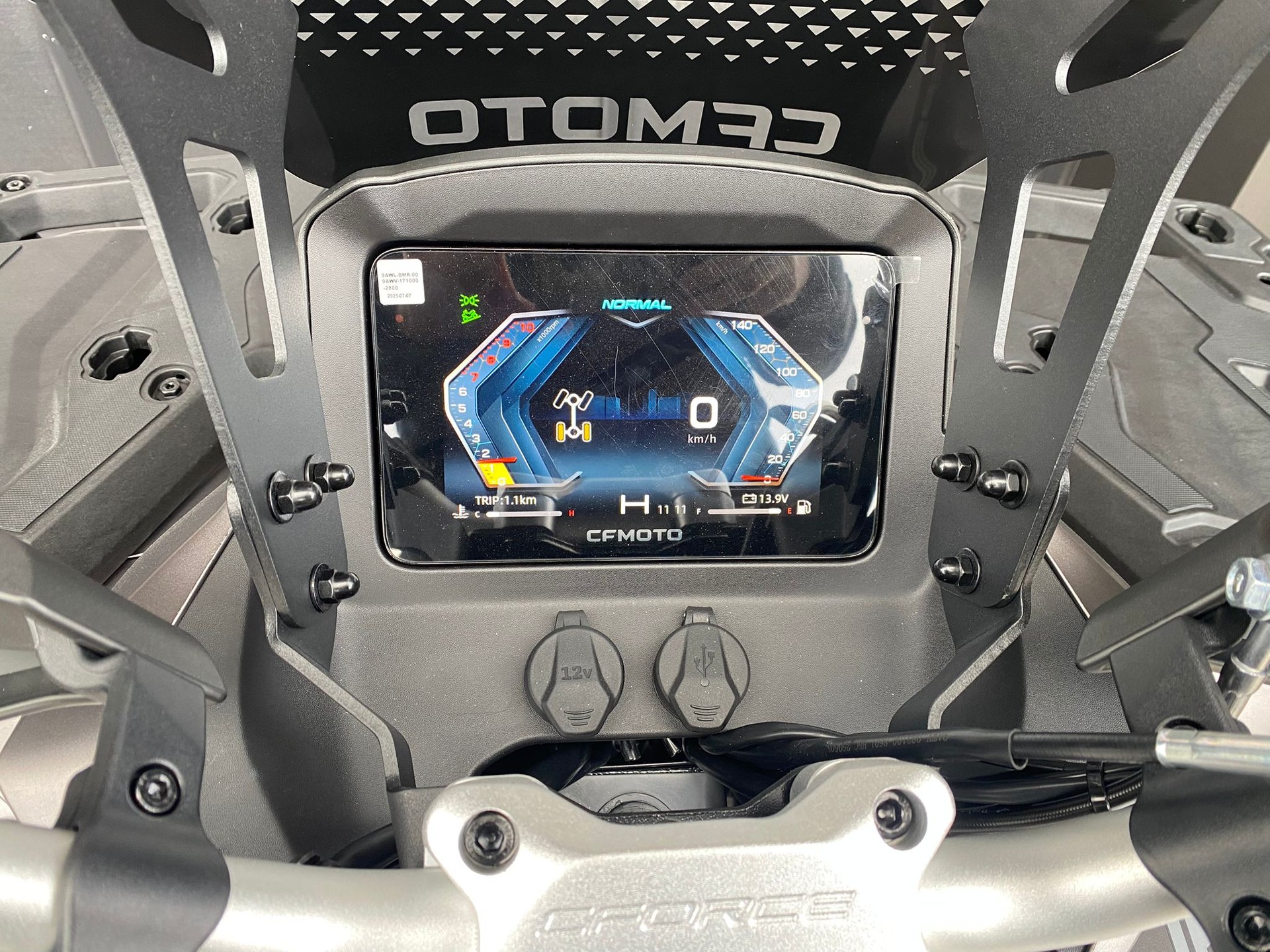 CF MOTO CFORCE 850 Touring Premium Winter-image-9