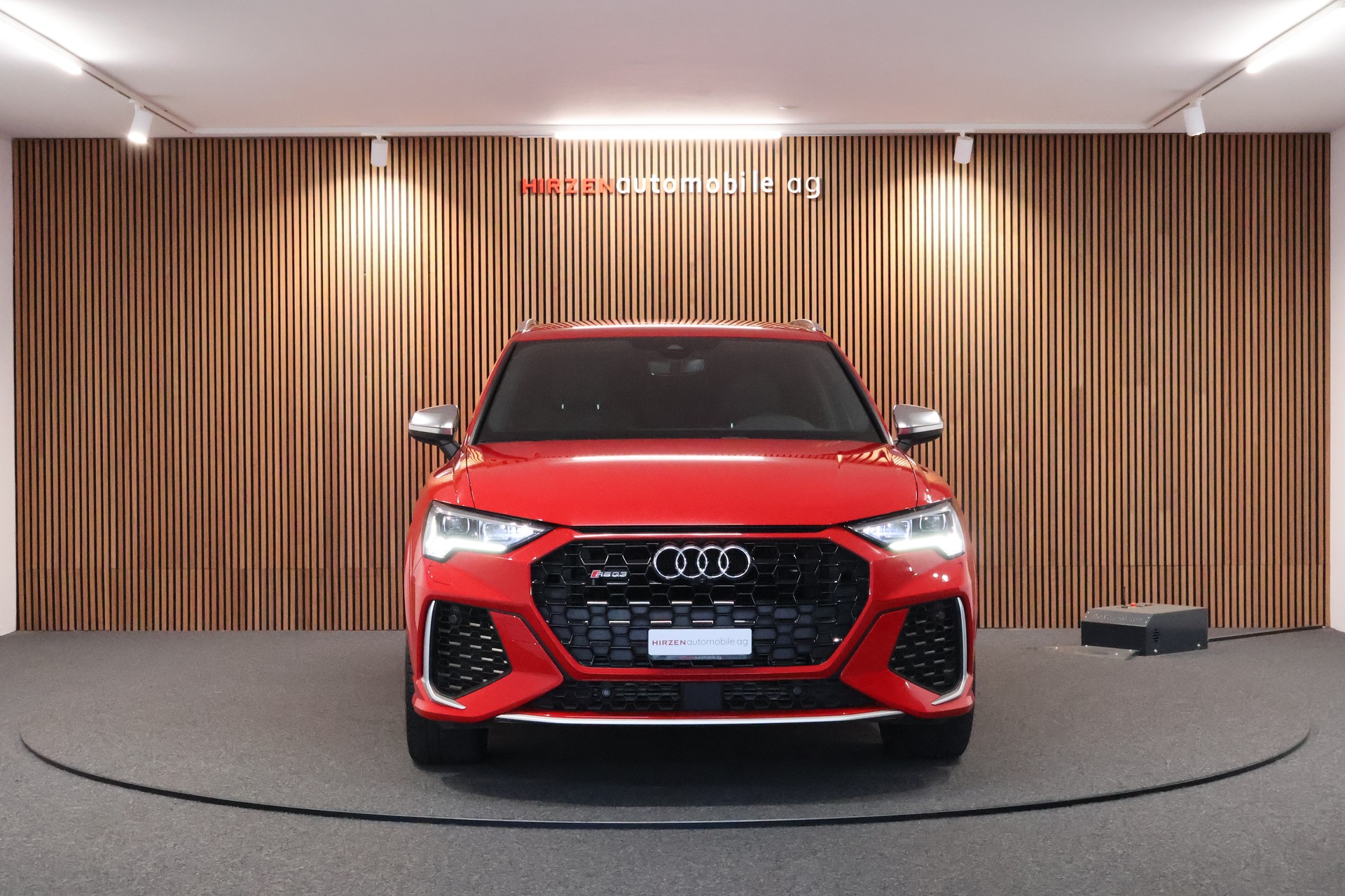 AUDI RS Q3 2.5 TFSI quattro S tronic-image-7