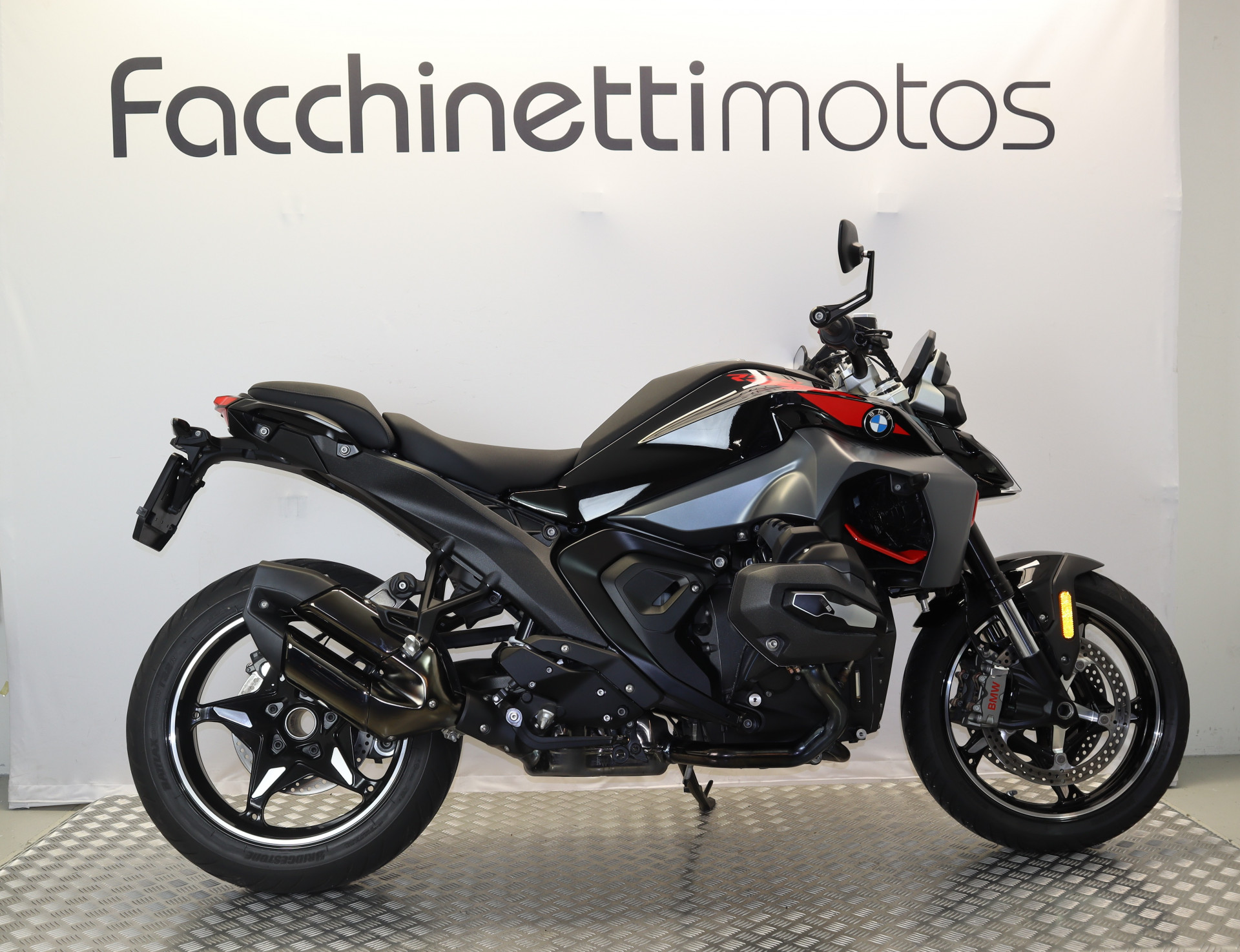 BMW R 1300 R