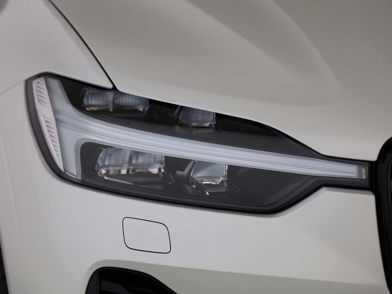 VOLVO XC60 2.0 T8 TE Black Edition eAWD-image-13