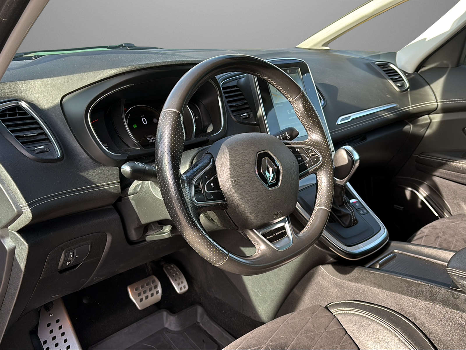 RENAULT Grand Scénic 1.3 16V Turbo Black Edition EDC-image-6
