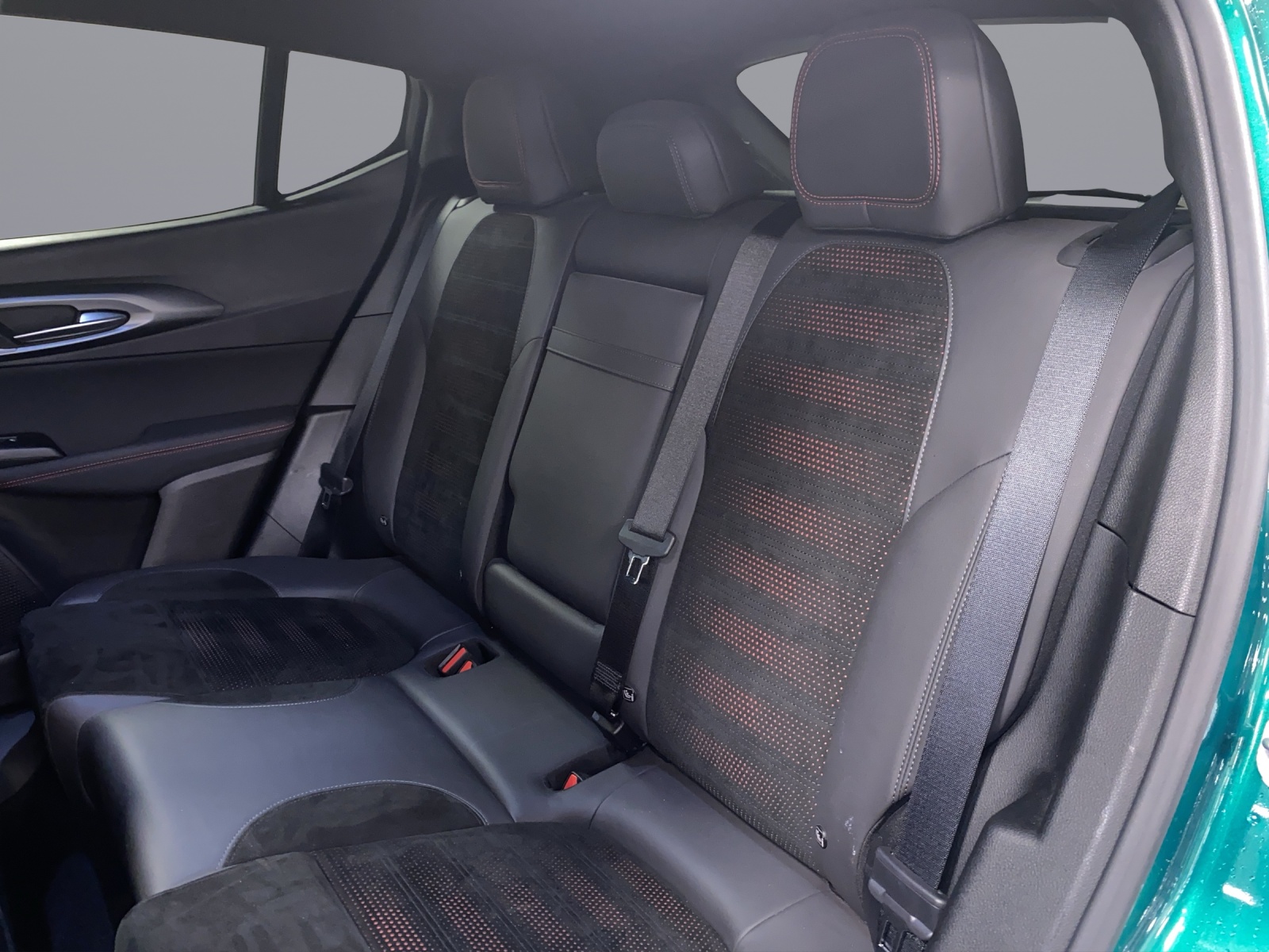 ALFA ROMEO TONALE 1.5 Hybrid 130+20 S-image-10