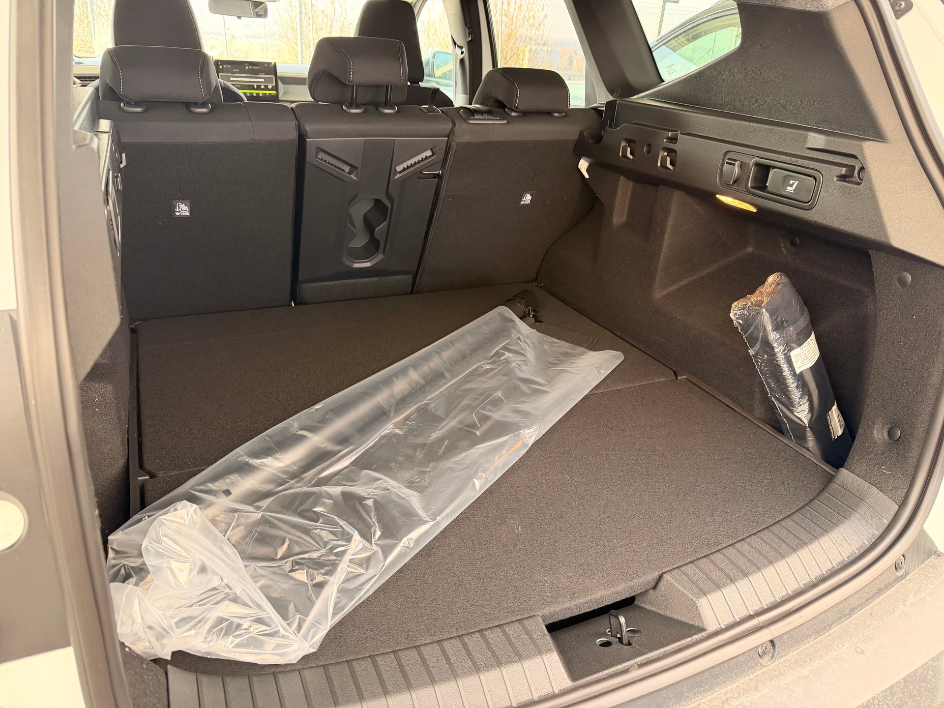 DACIA BIGSTER journey hybrid 155-image-7