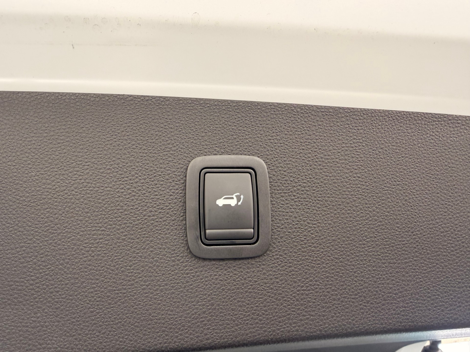 DACIA BIGSTER journey hybrid 155-image-8