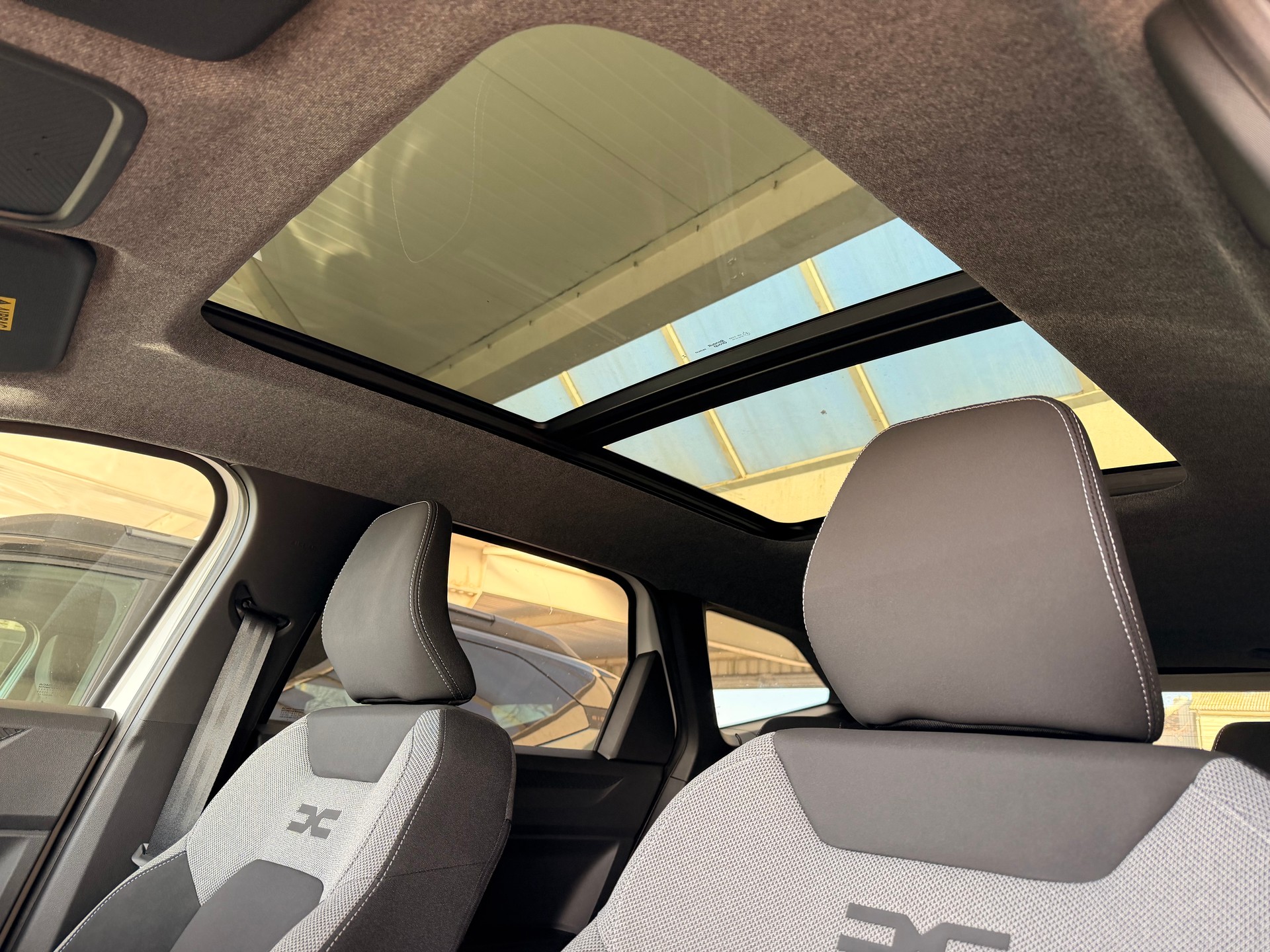 DACIA BIGSTER journey hybrid 155-image-4