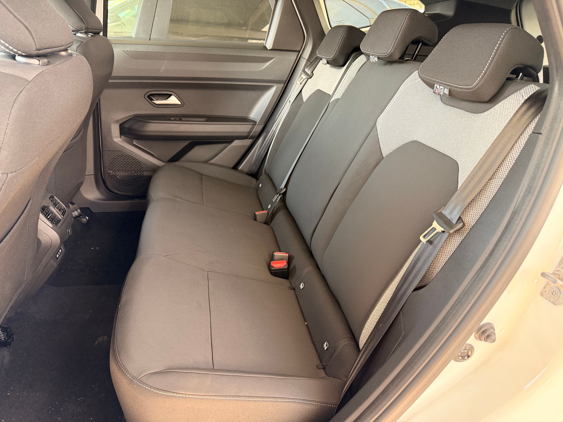 DACIA BIGSTER journey hybrid 155-image-6