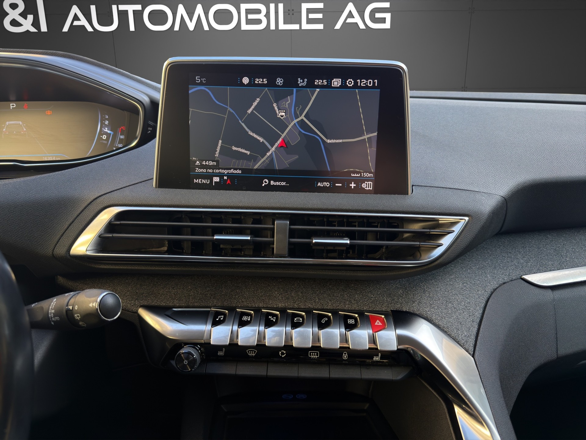 PEUGEOT 5008 1.2 Pure Tech Allure EAT8-image-13