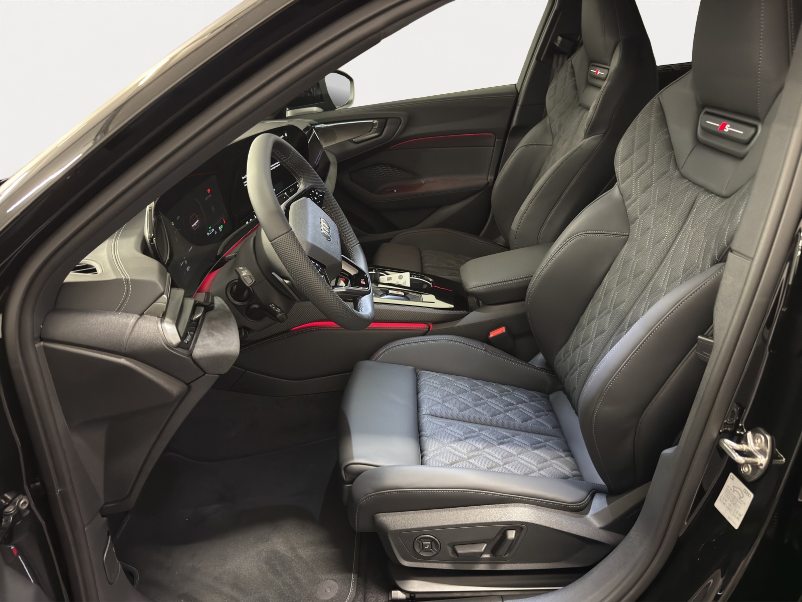 AUDI S5 AV TFSI quattro 270 kW S t. 367PS-image-4