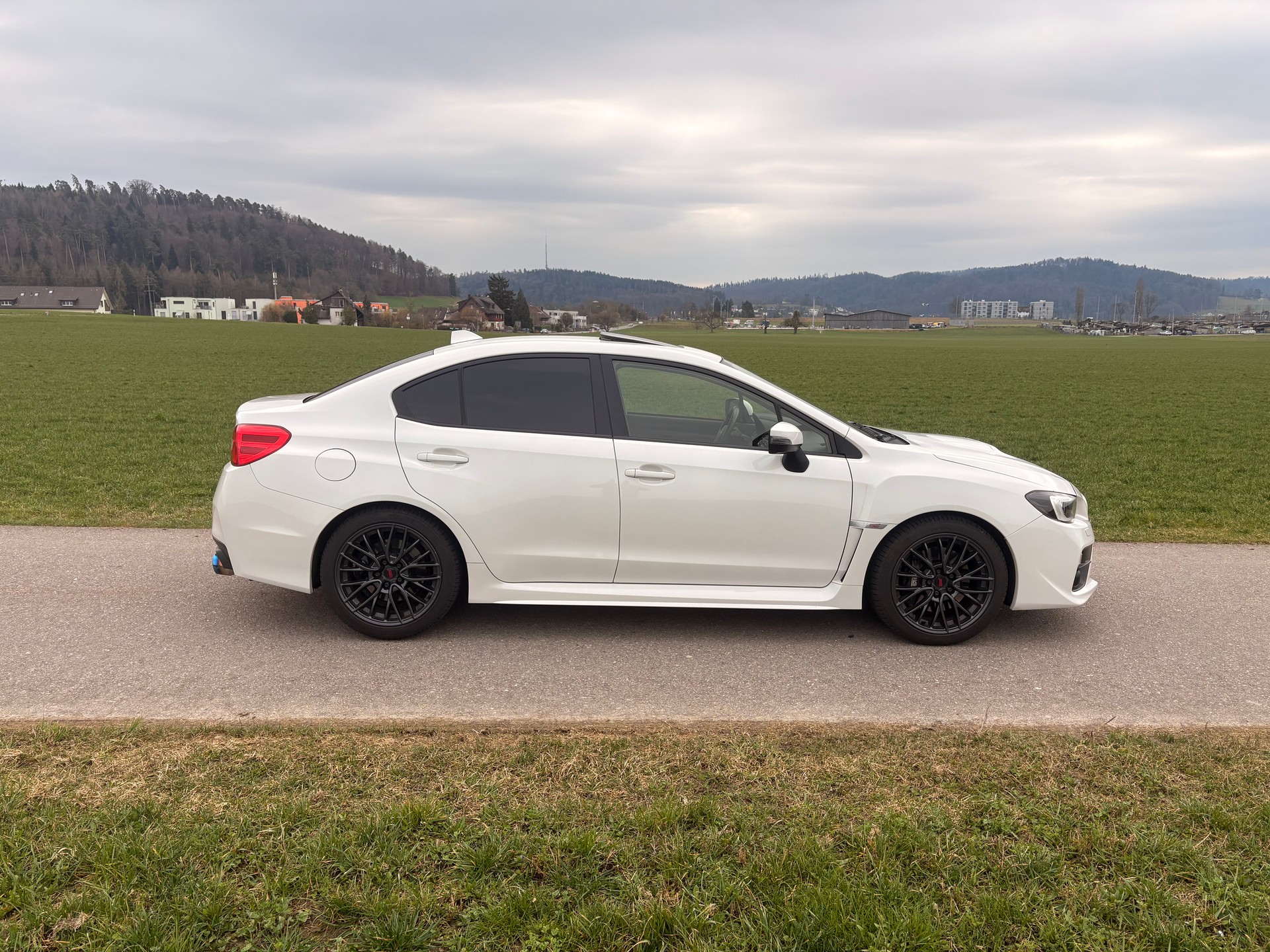 SUBARU WRX 2.5 Turbo 4WD STI Luxury S-image-2