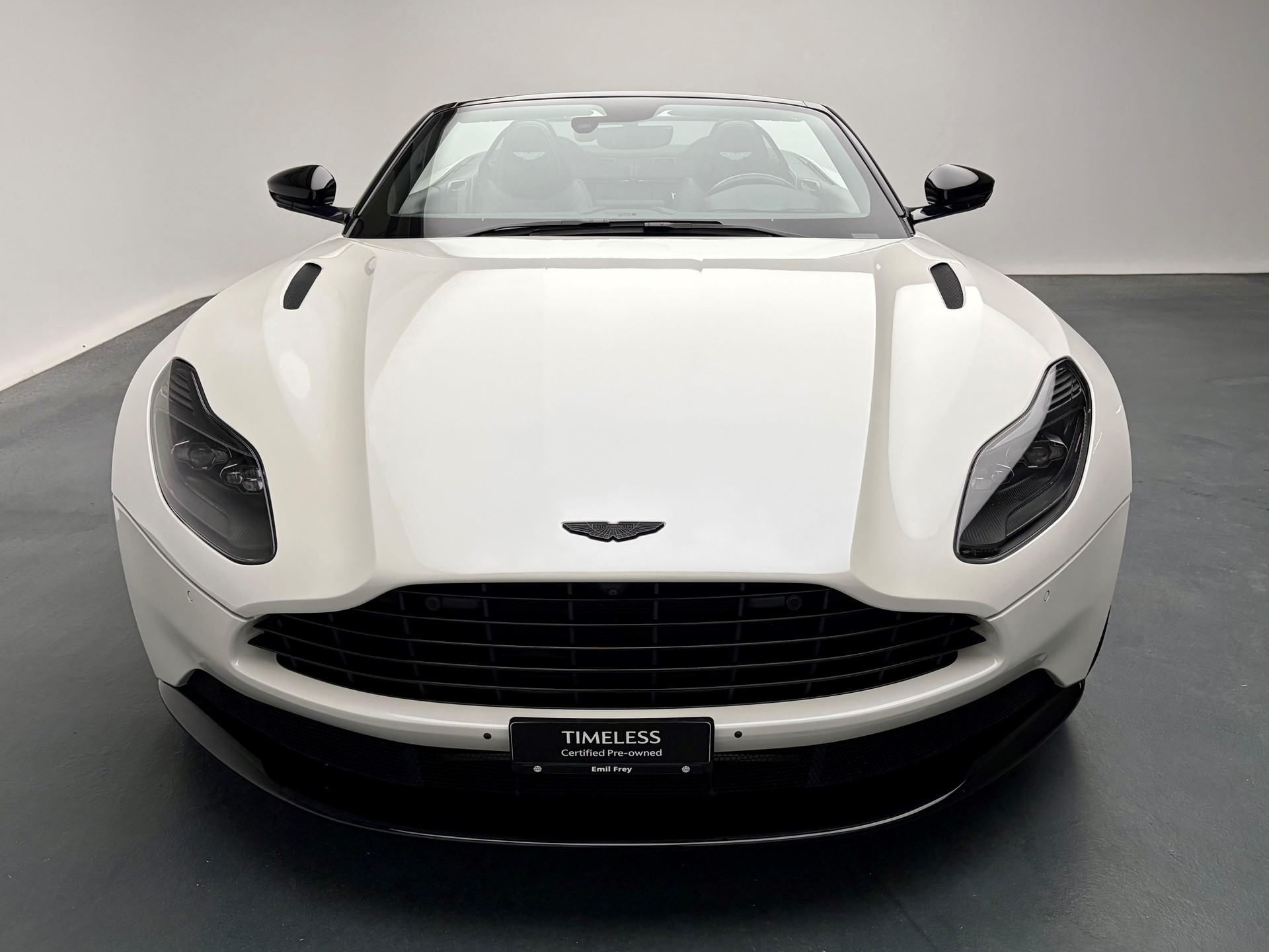 ASTON MARTIN DB11 Volante 4.0 V8 Bi-Turbo-image-13