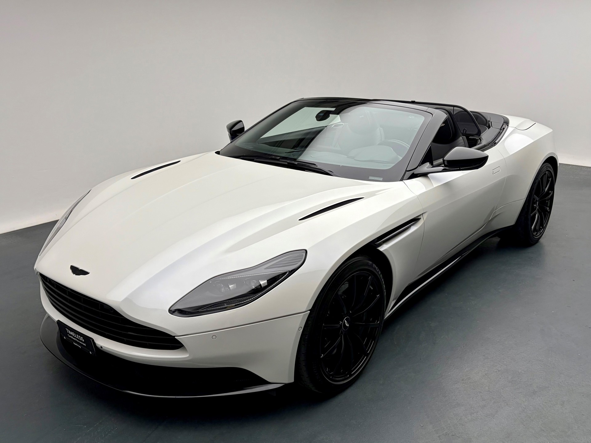ASTON MARTIN DB11 Volante 4.0 V8 Bi-Turbo-image-0