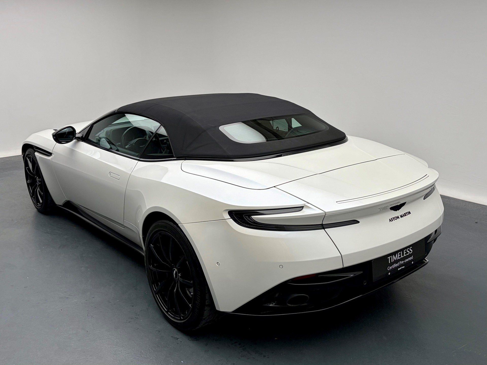 ASTON MARTIN DB11 Volante 4.0 V8 Bi-Turbo-image-20
