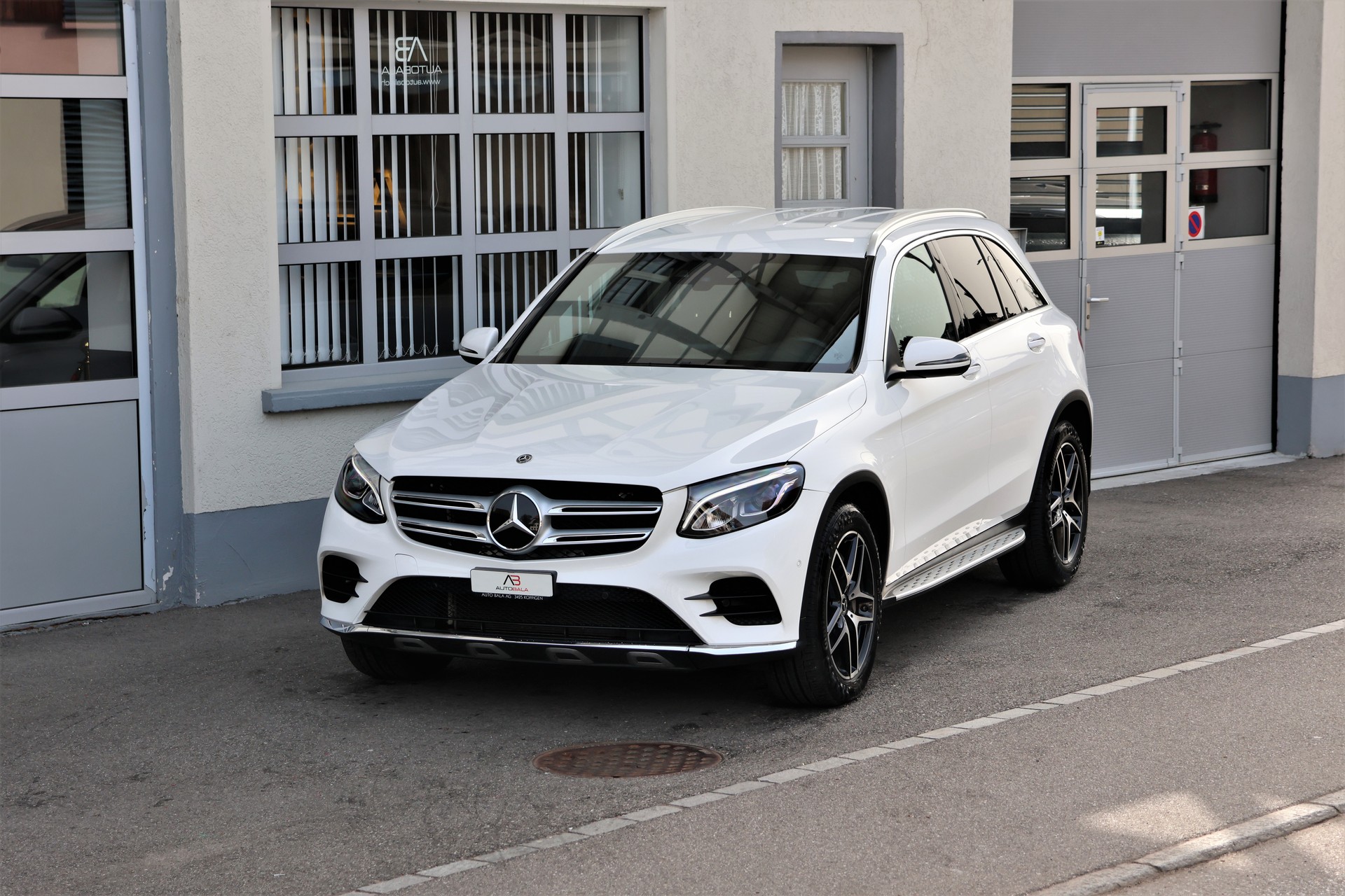 MERCEDES-BENZ GLC 250 d AMG Line 4Matic 9G-Tronic (CH)-image-0