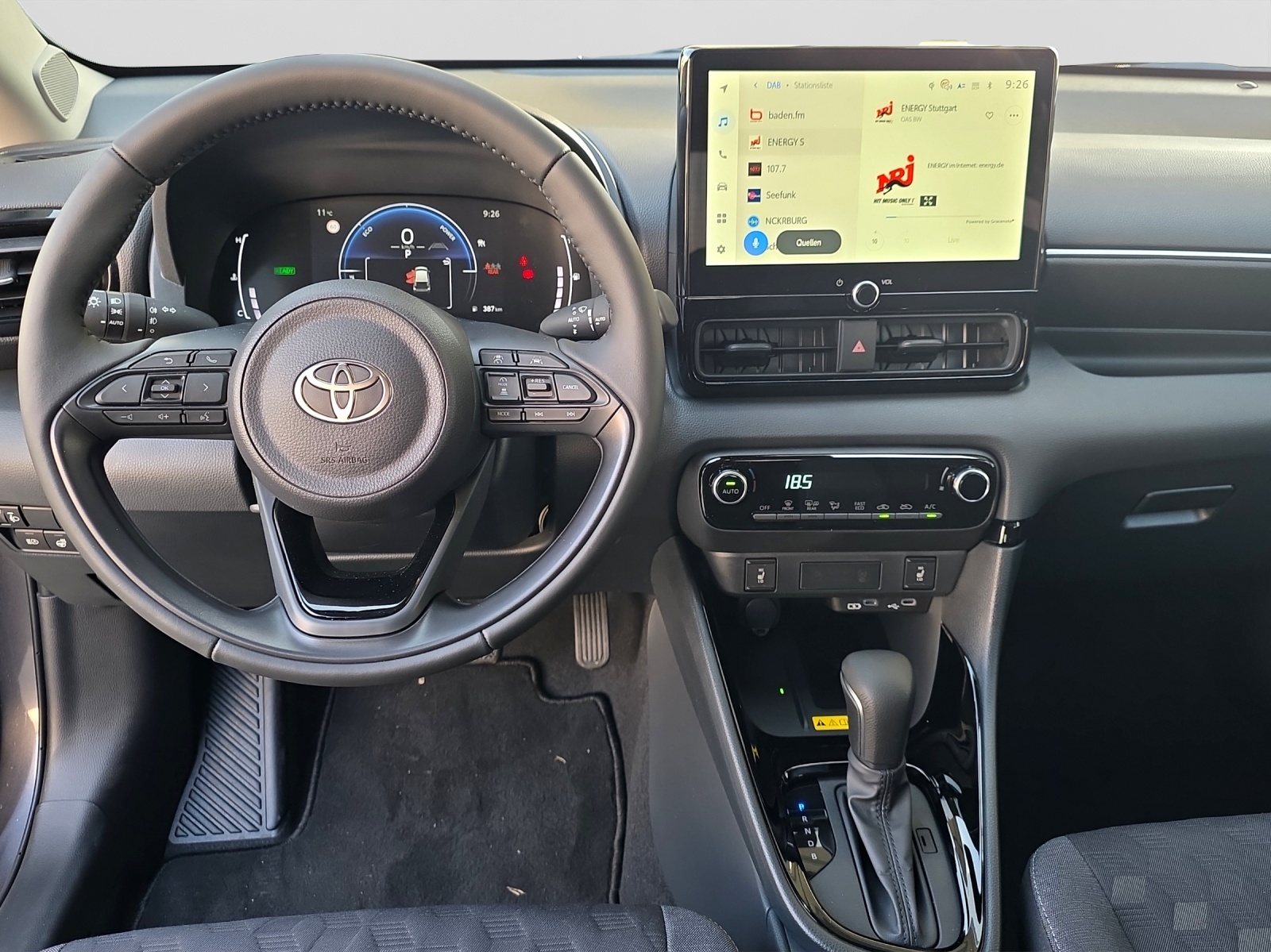 TOYOTA Yaris 1.5 VVT-i HSD Trend-image-12