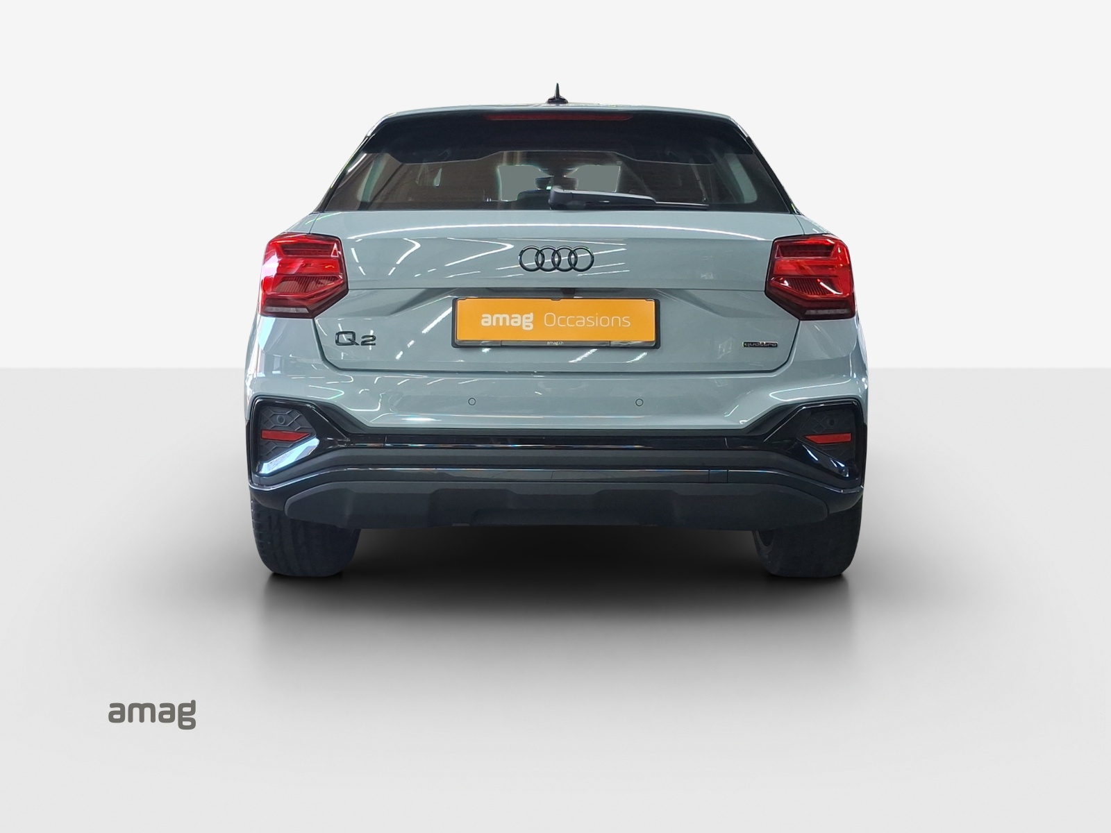 AUDI Q2 40 TFSI S line Attraction quattro S-tronic-image-3