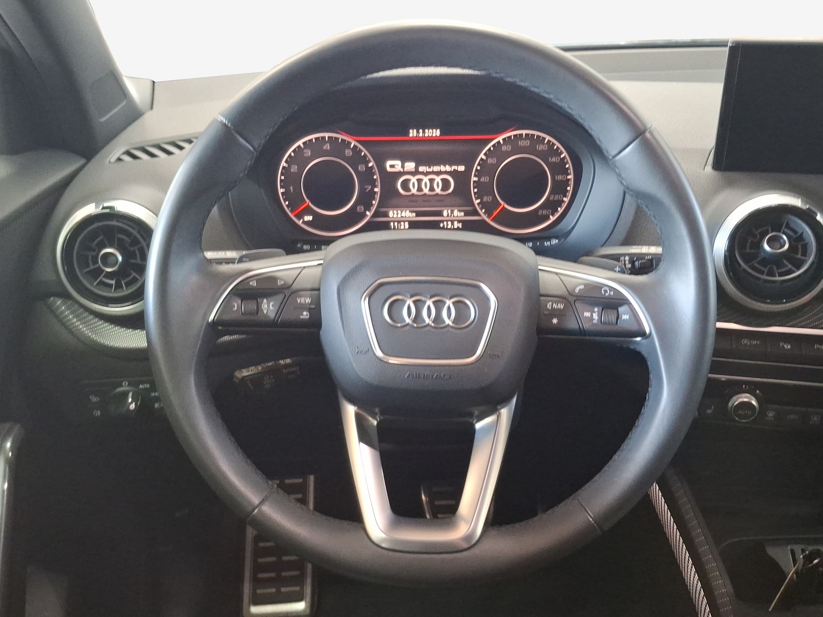 AUDI Q2 40 TFSI S line Attraction quattro S-tronic-image-9
