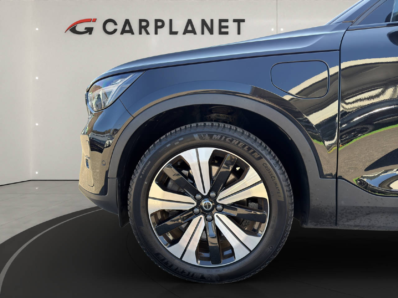 VOLVO XC40 1.5 T4 PiH Plus Dark .-image-7