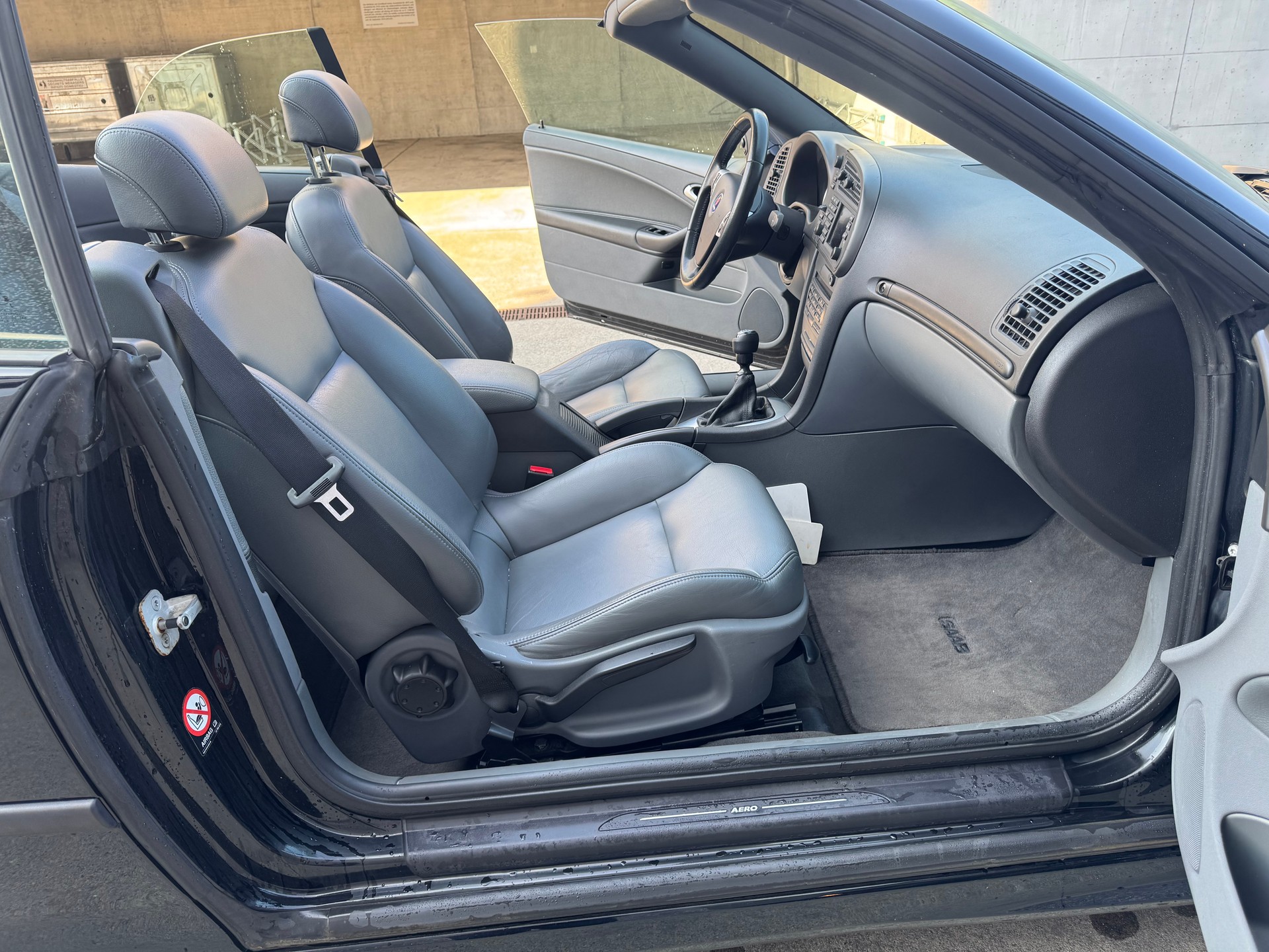 SAAB 9-3 2.0T Aero-image-10