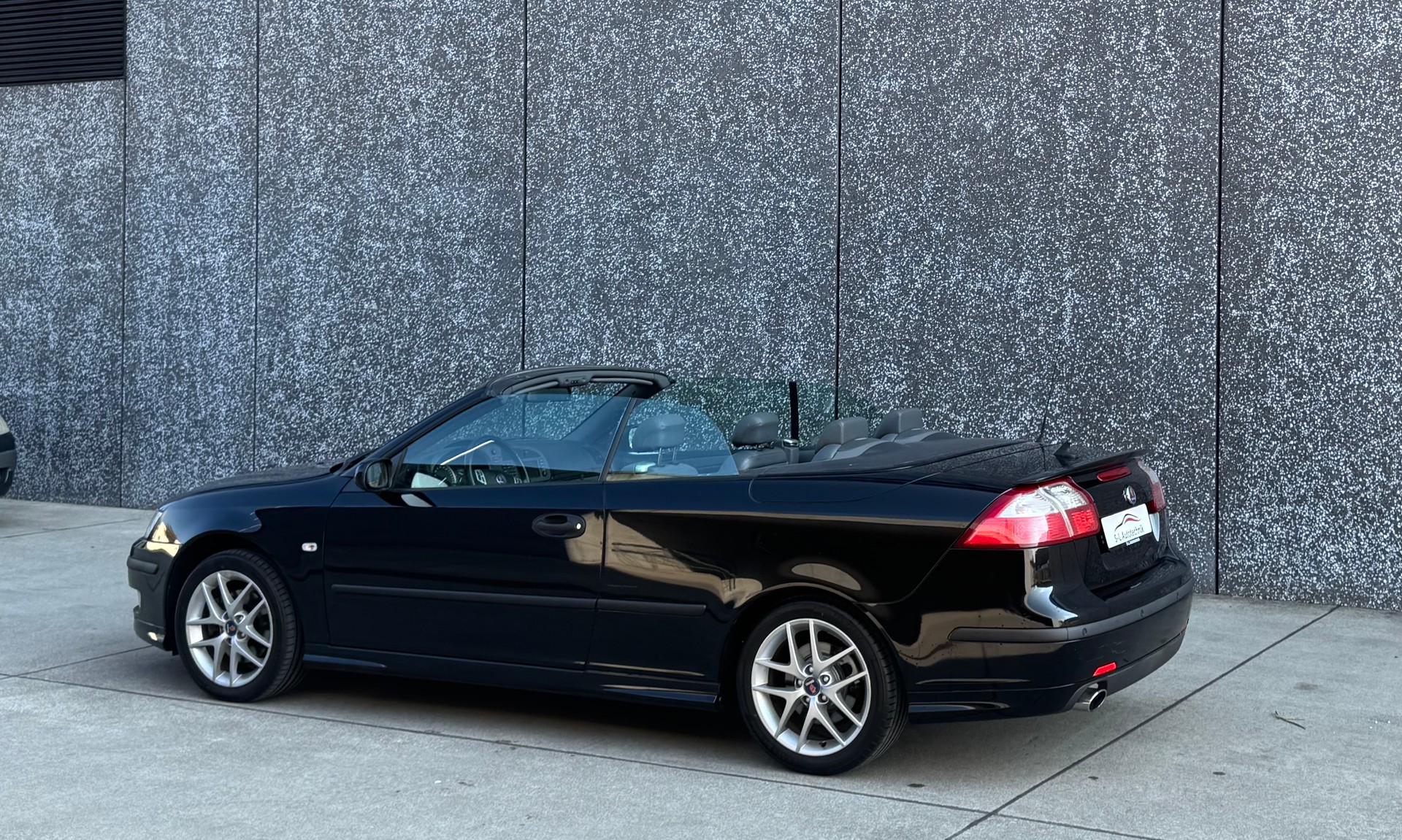 SAAB 9-3 2.0T Aero-image-4