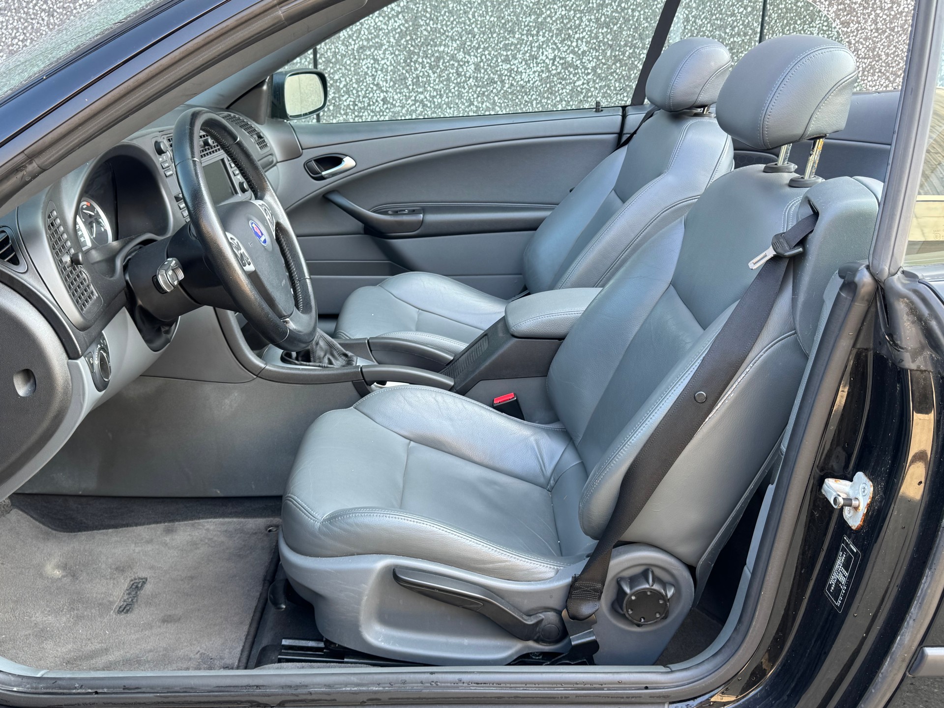 SAAB 9-3 2.0T Aero-image-27